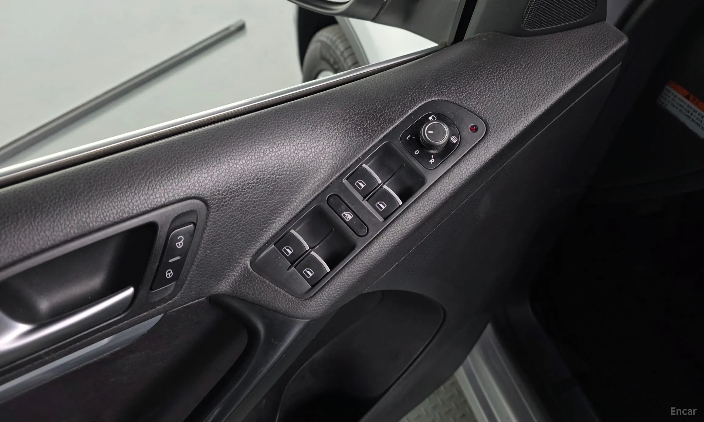 Volkswagen New Tiguan превью 17