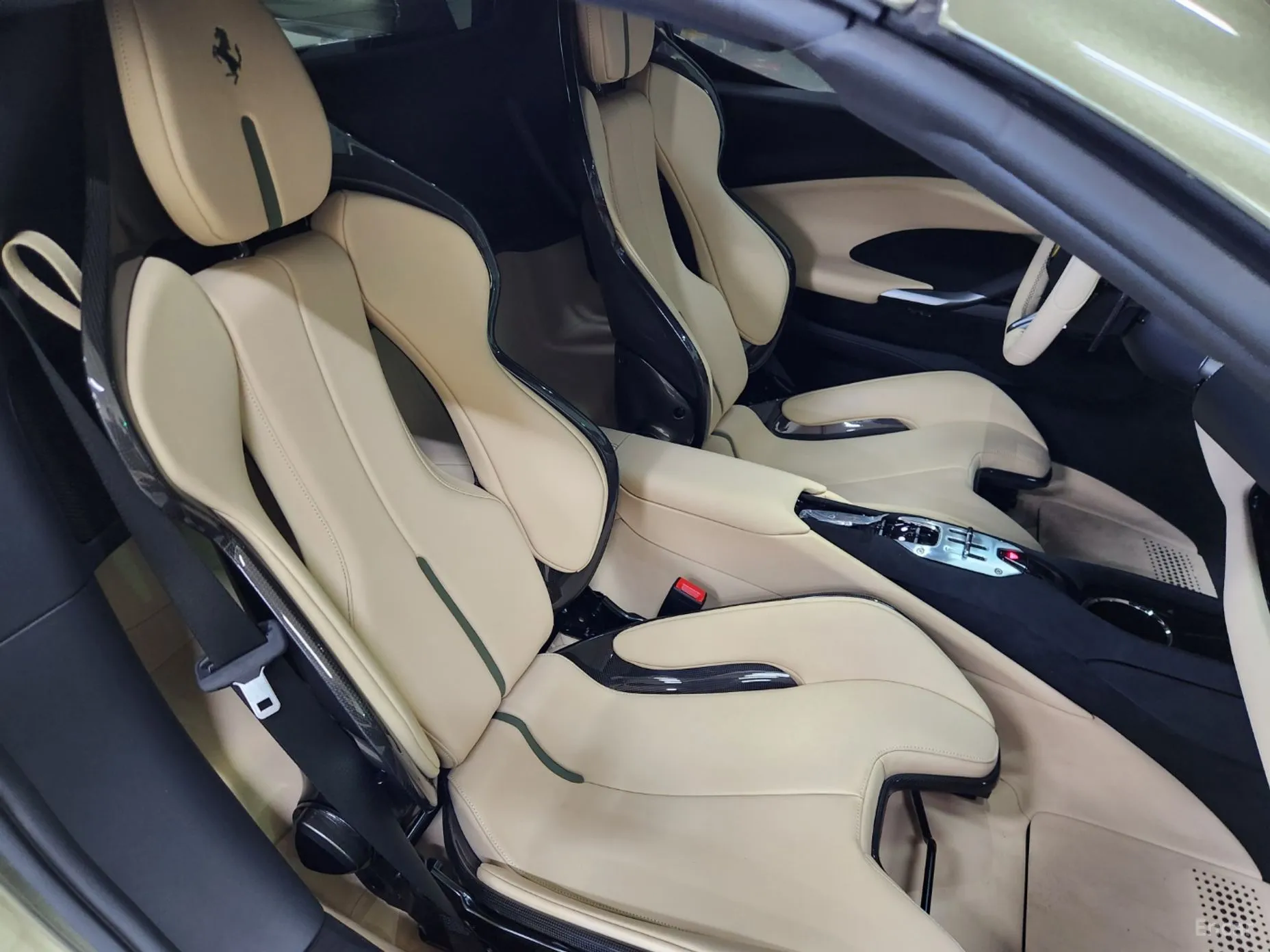 Ferrari 296 GTS превью 16