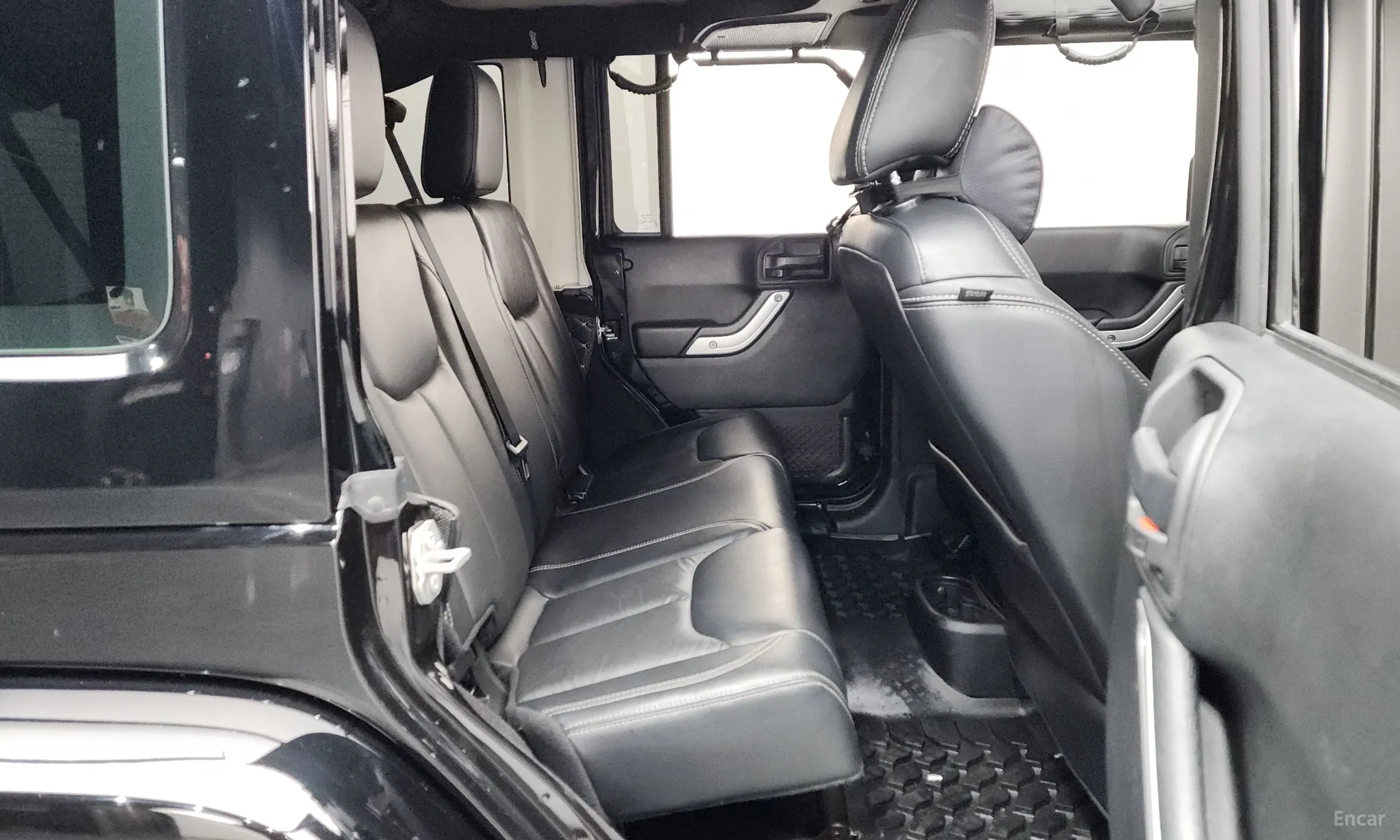 Jeep Wrangler (JK) превью 12