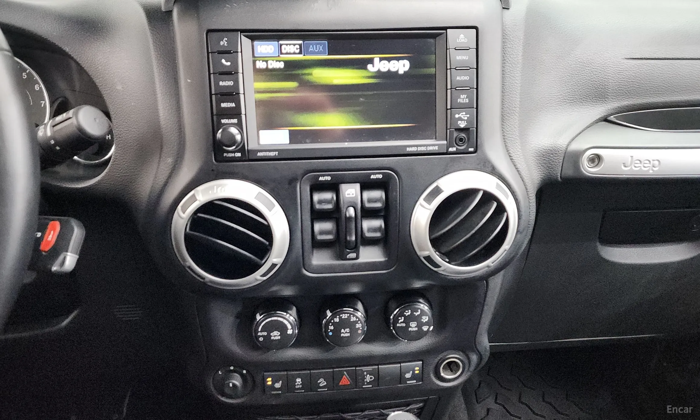 Jeep Wrangler (JK) превью 16