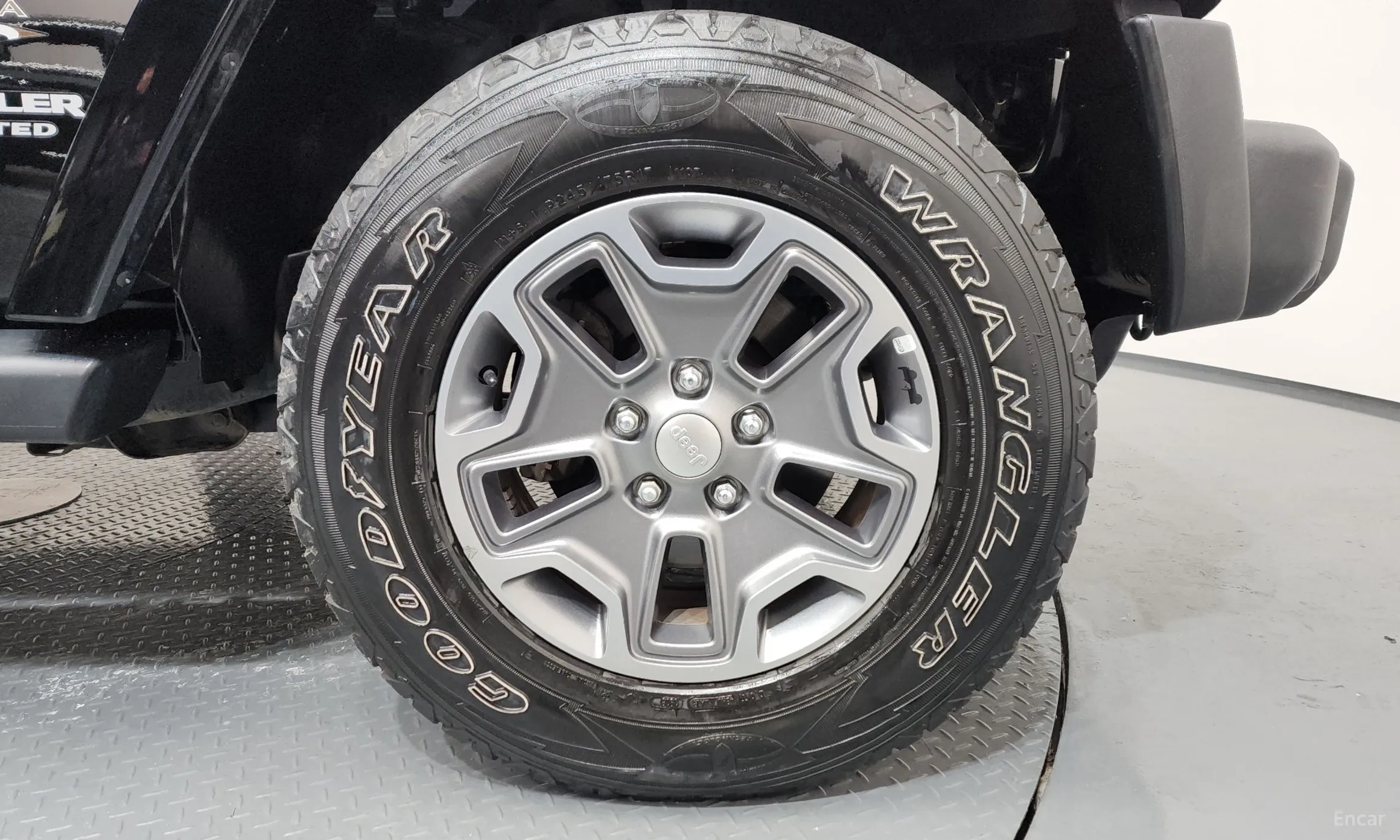 Jeep Wrangler (JK) превью 5
