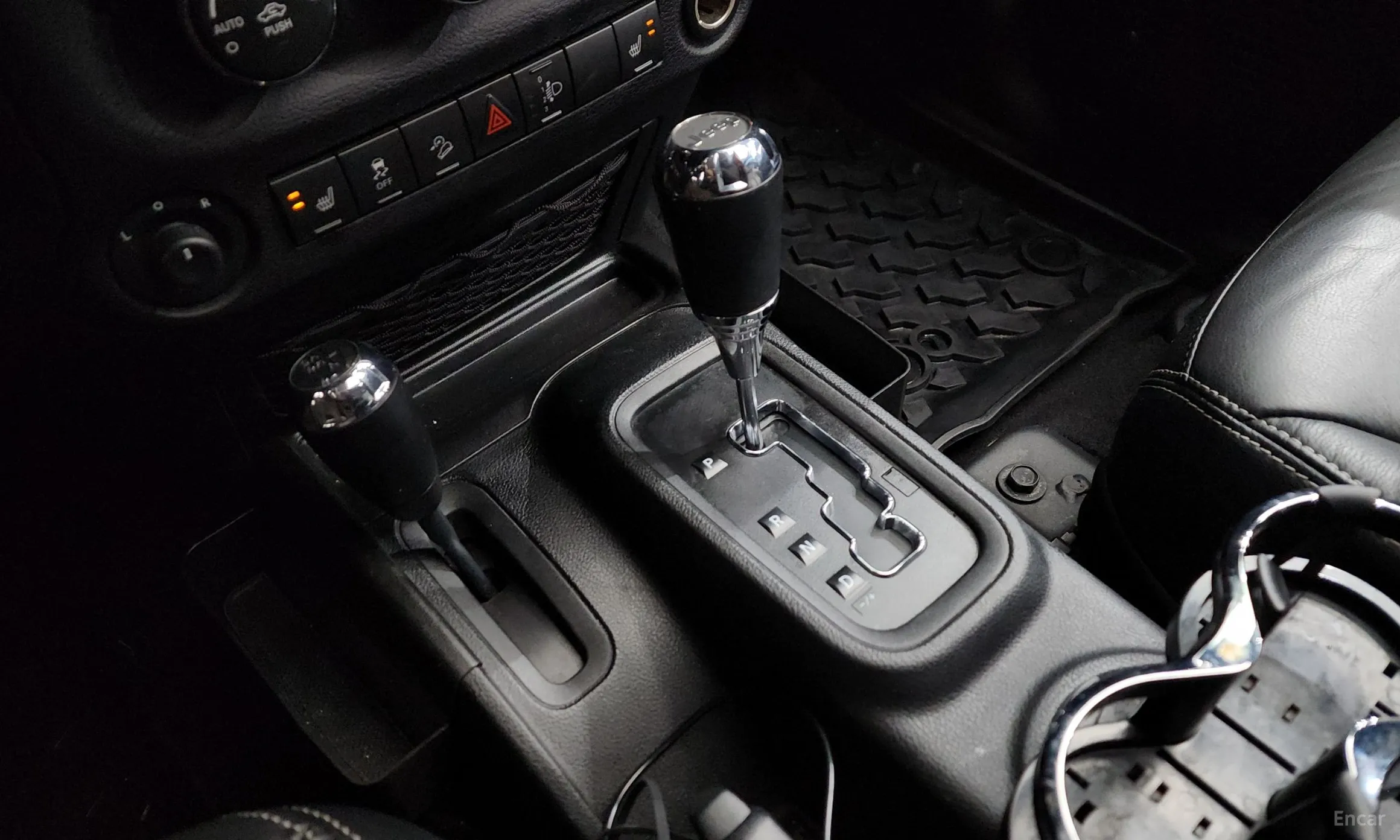 Jeep Wrangler (JK) превью 9