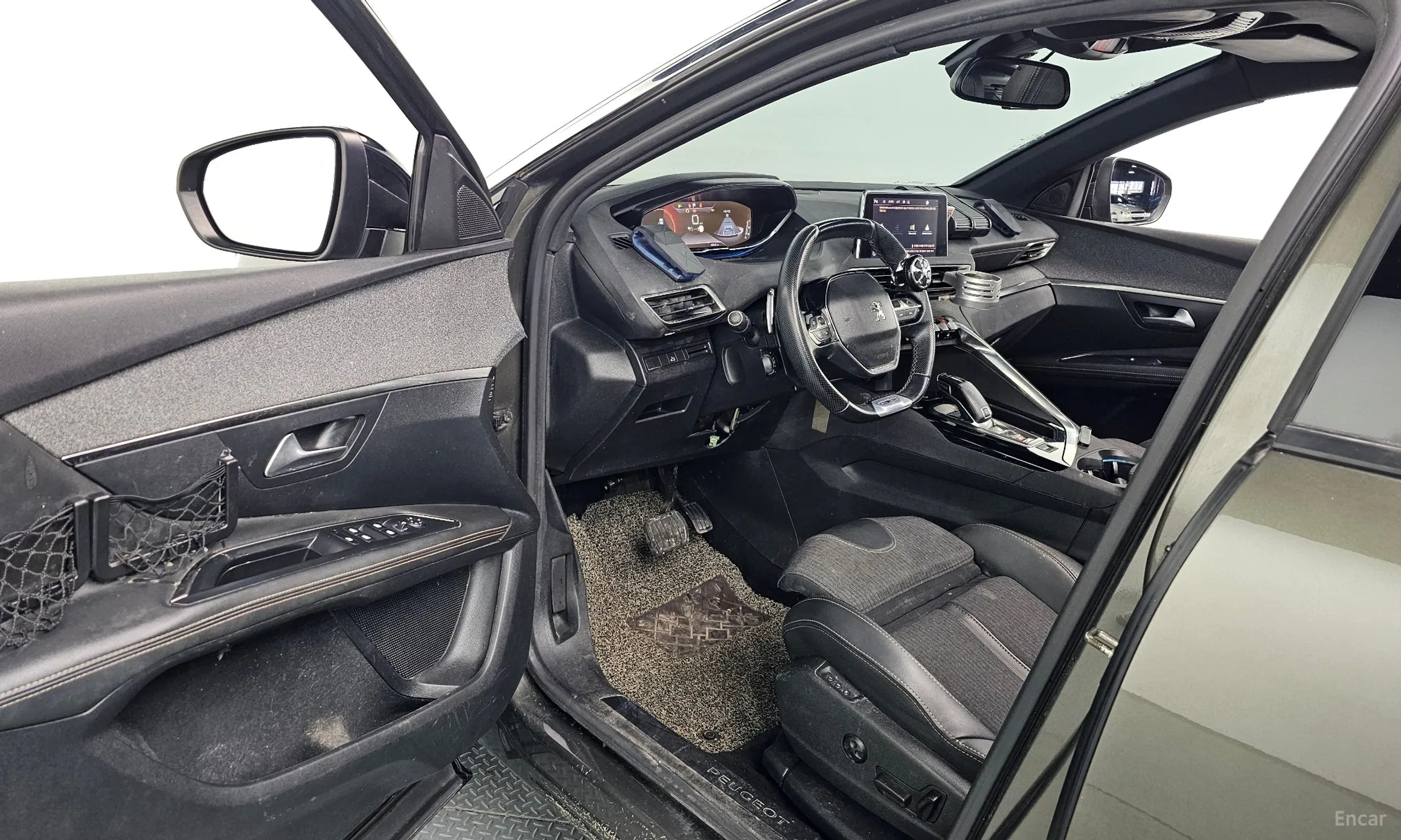 Peugeot 3008 2nd generation превью 12