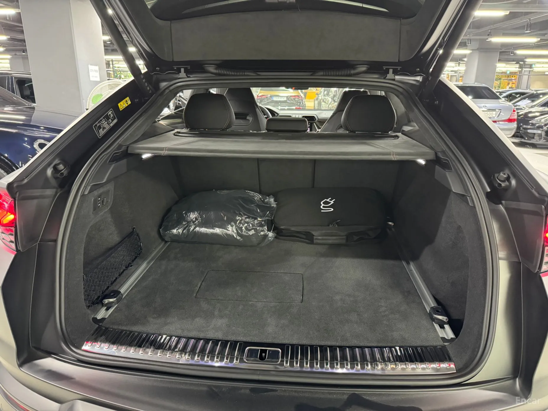 Lamborghini Urus превью 15