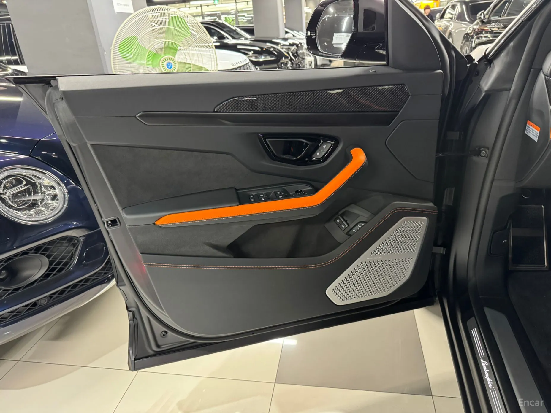 Lamborghini Urus превью 6