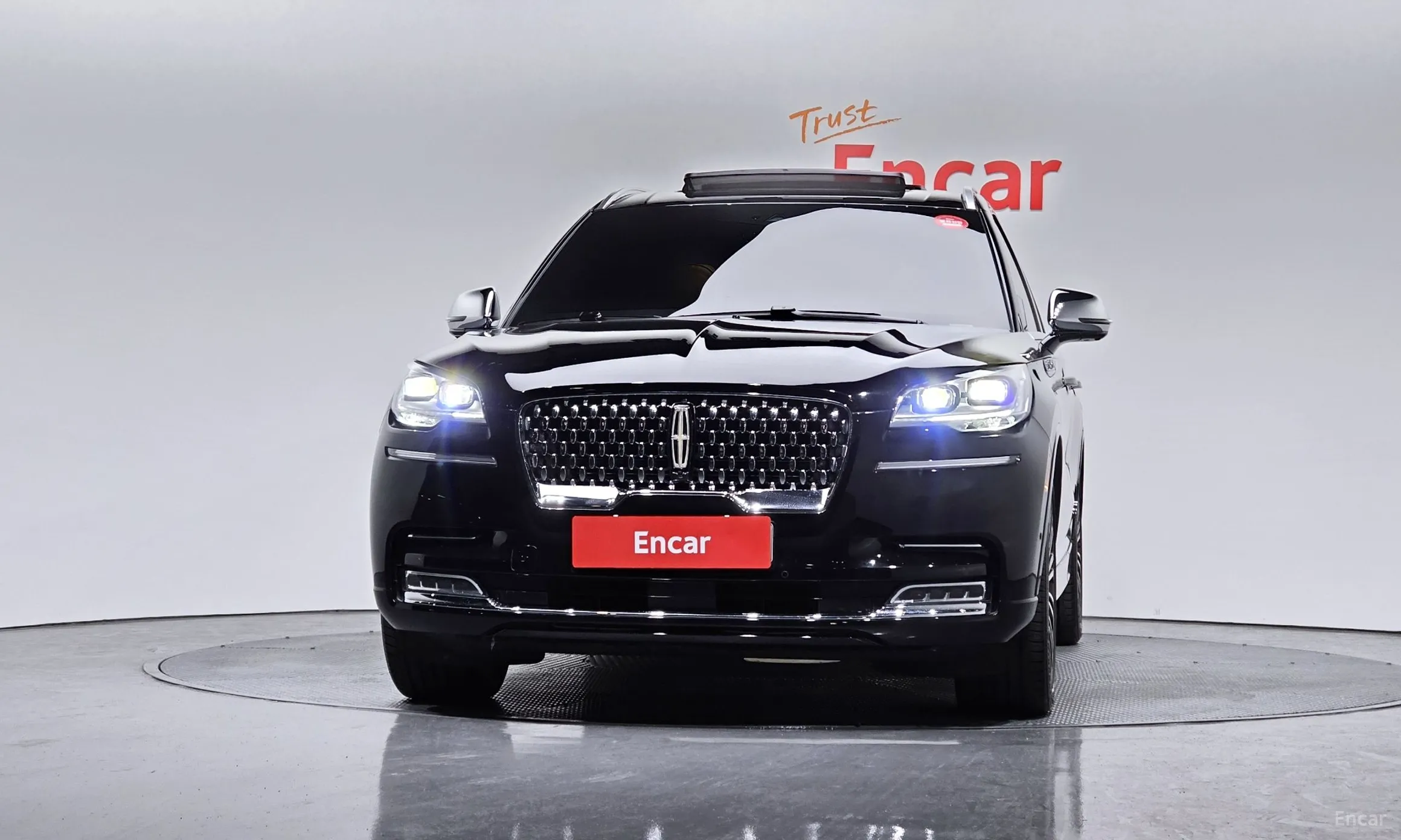 Lincoln Aviator 2nd Generation превью 3