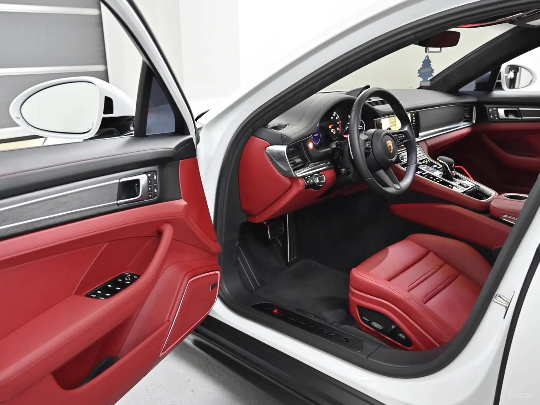 Porsche Panamera (971) превью 11