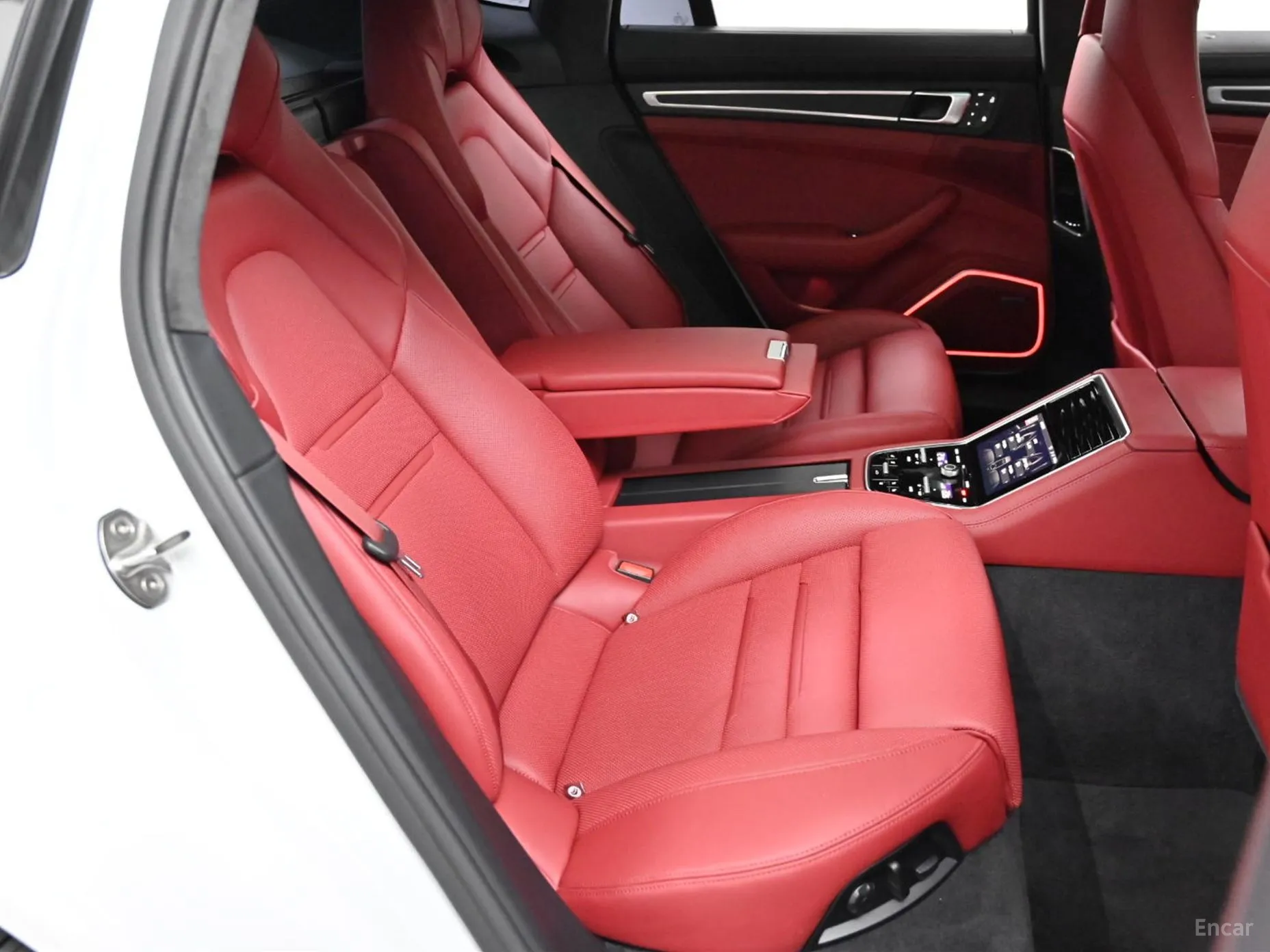 Porsche Panamera (971) превью 12