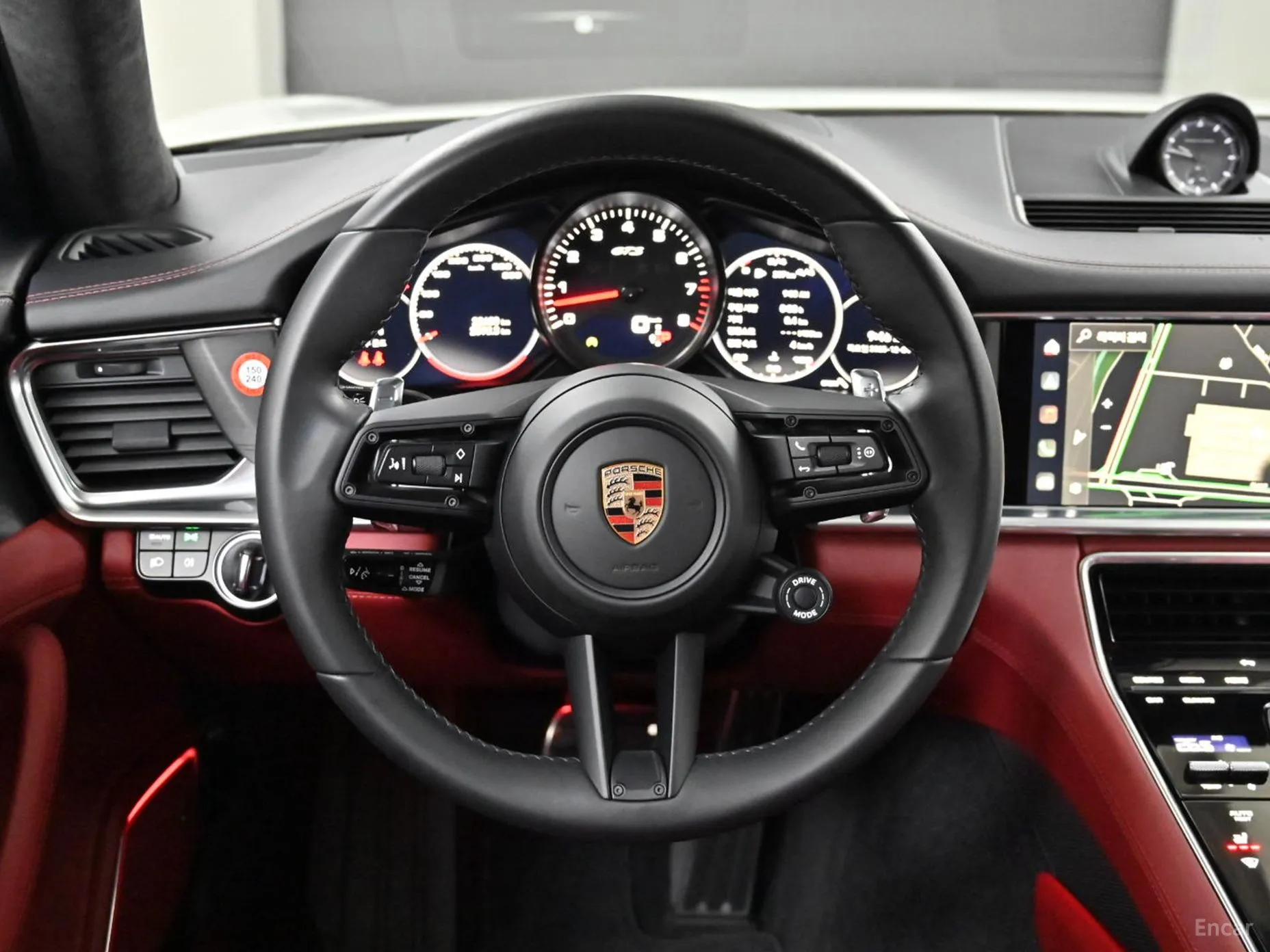 Porsche Panamera (971) превью 13