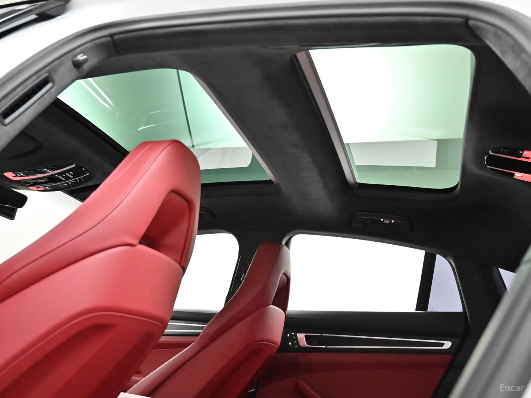 Porsche Panamera (971) превью 19