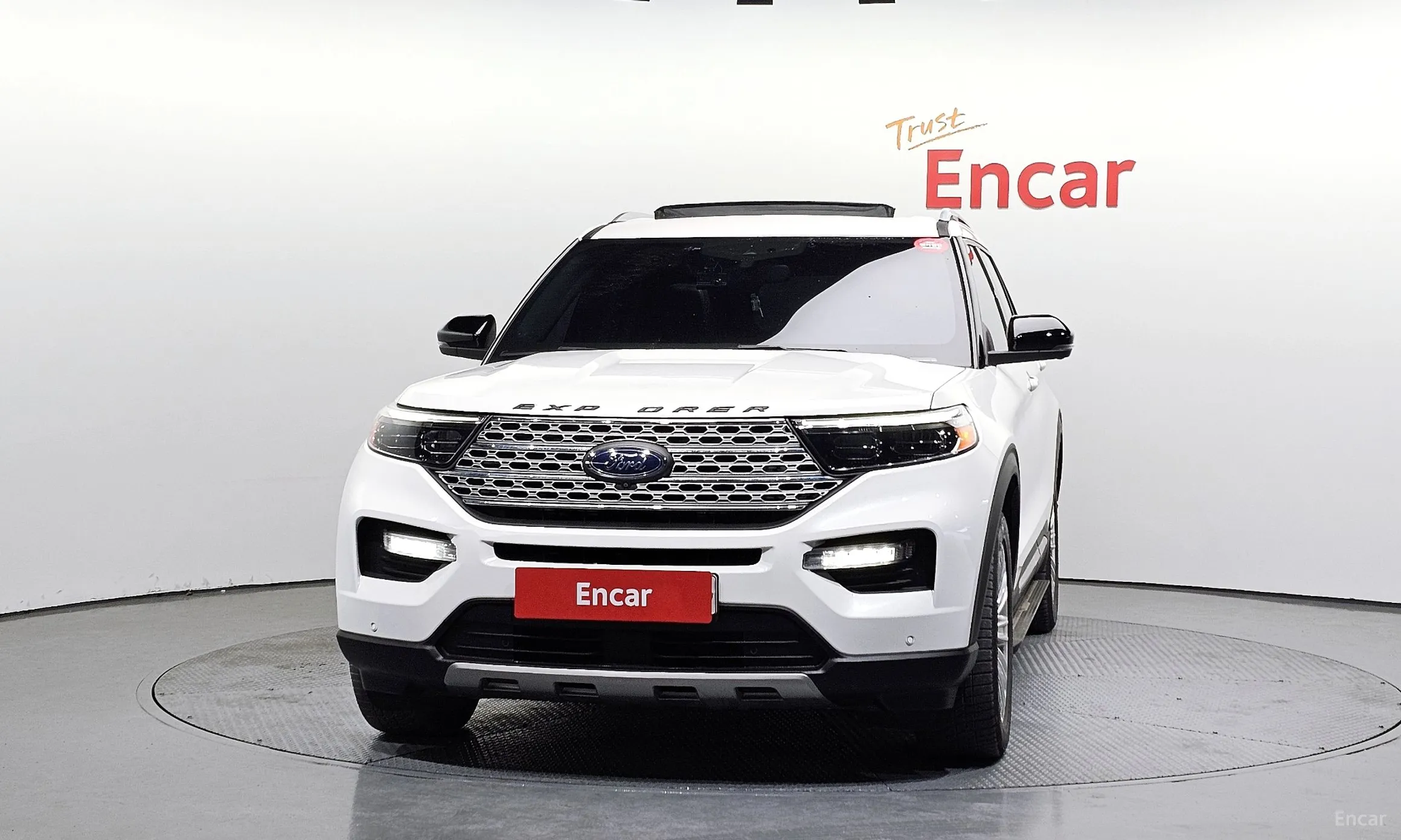 Ford Explorer 6th Generation превью 3