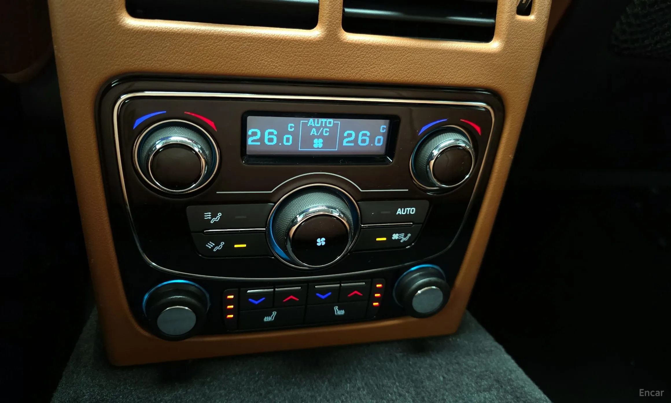 Jaguar XF (x260) превью 16