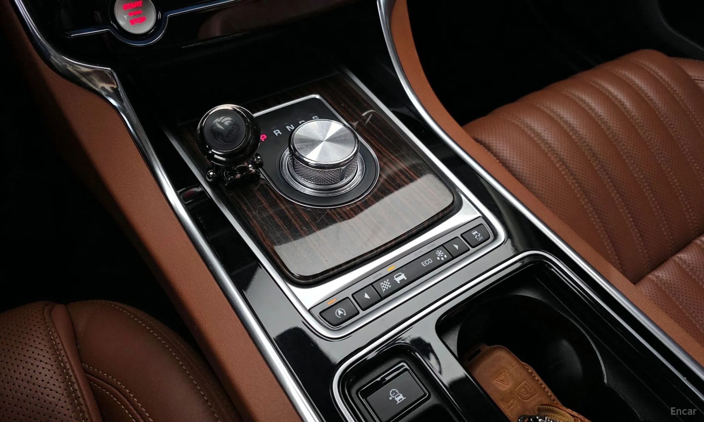 Jaguar XF (x260) превью 9