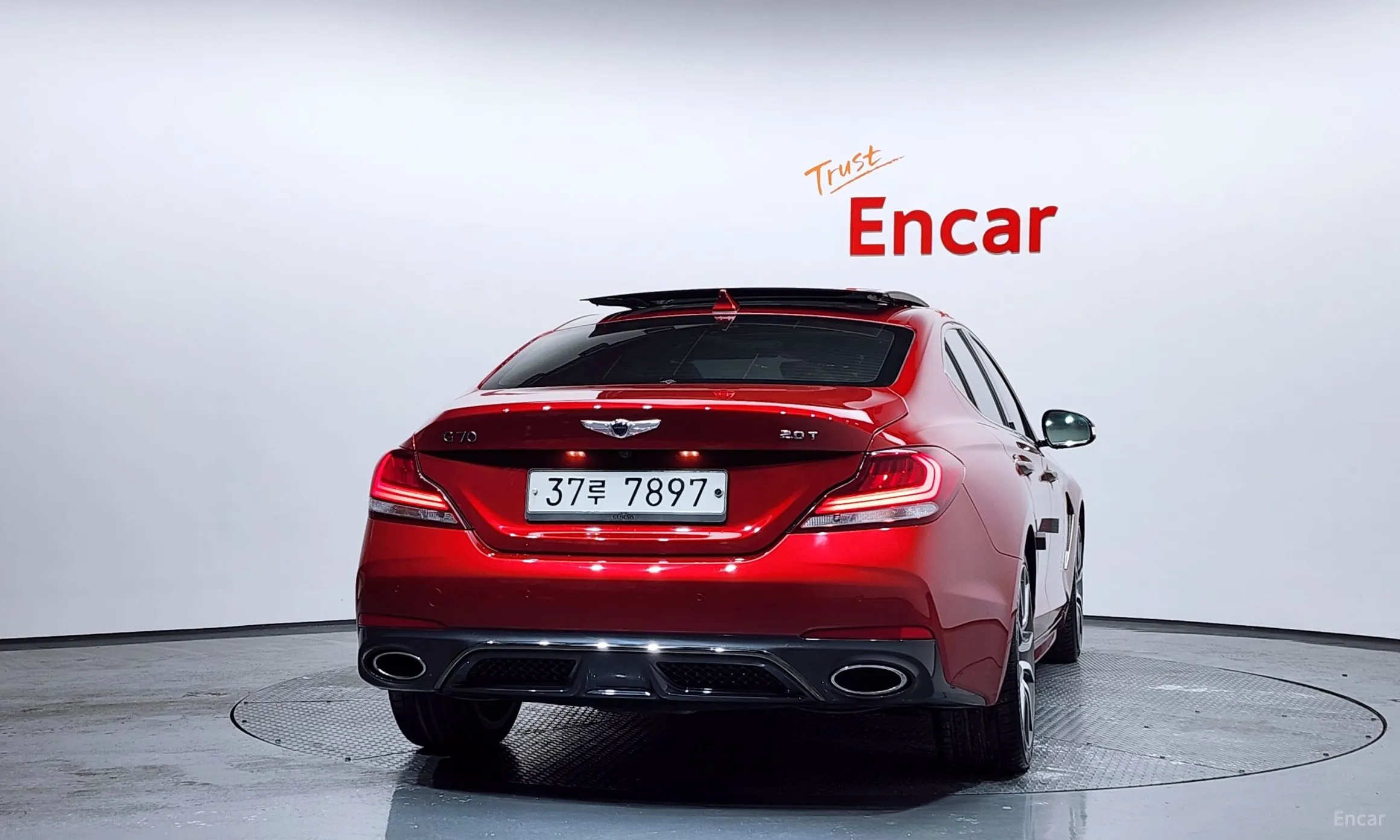 Genesis G70 превью 4