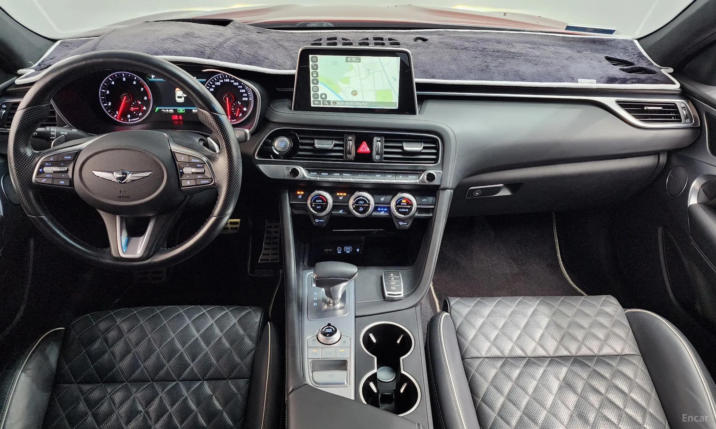Genesis G70 превью 7