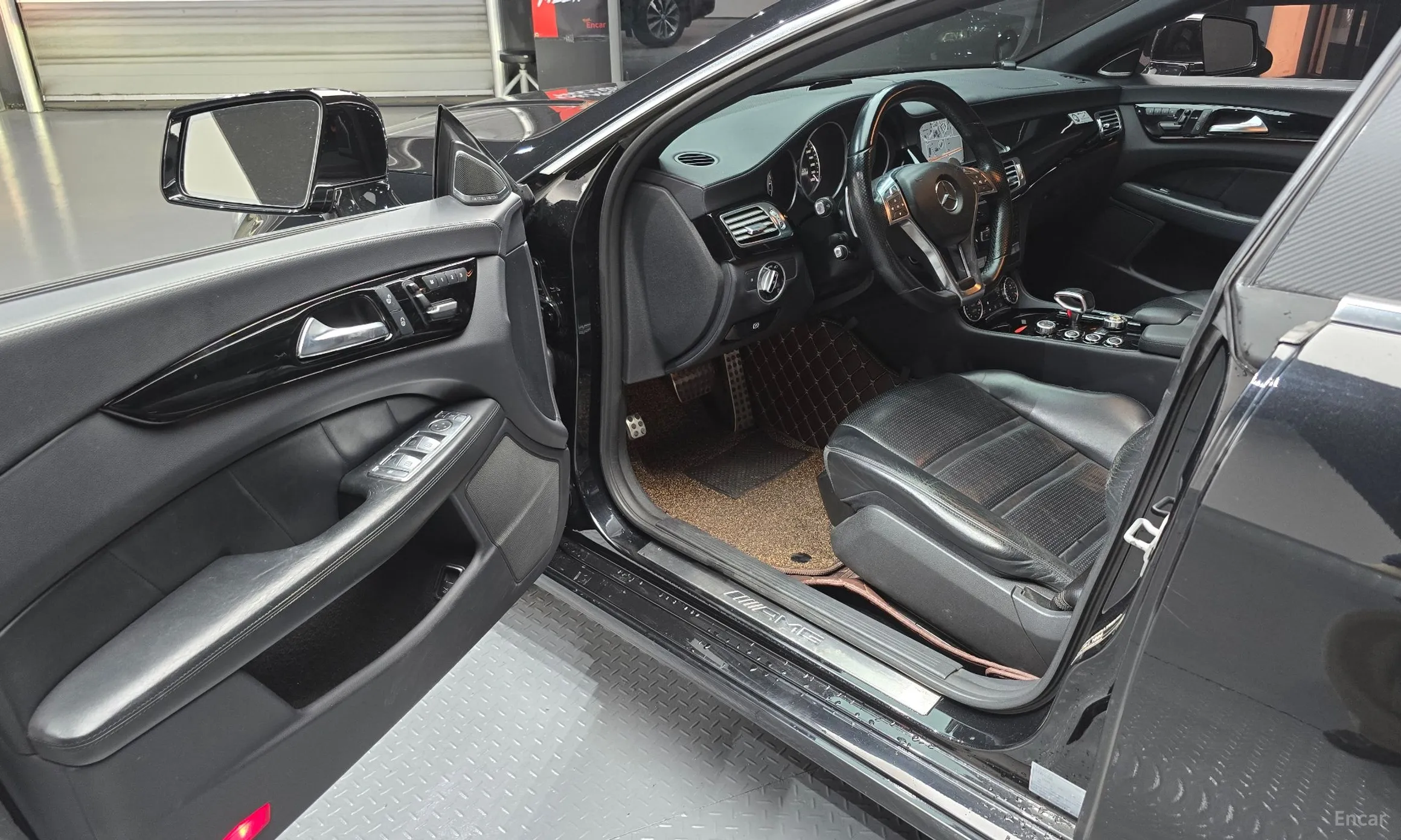 Mercedes Benz CLS-Class W218 превью 11