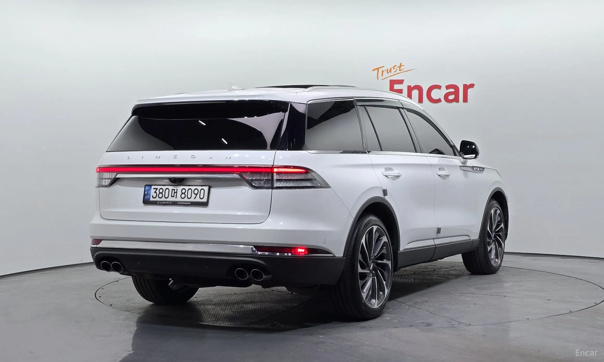 Lincoln Aviator 2nd Generation превью 2