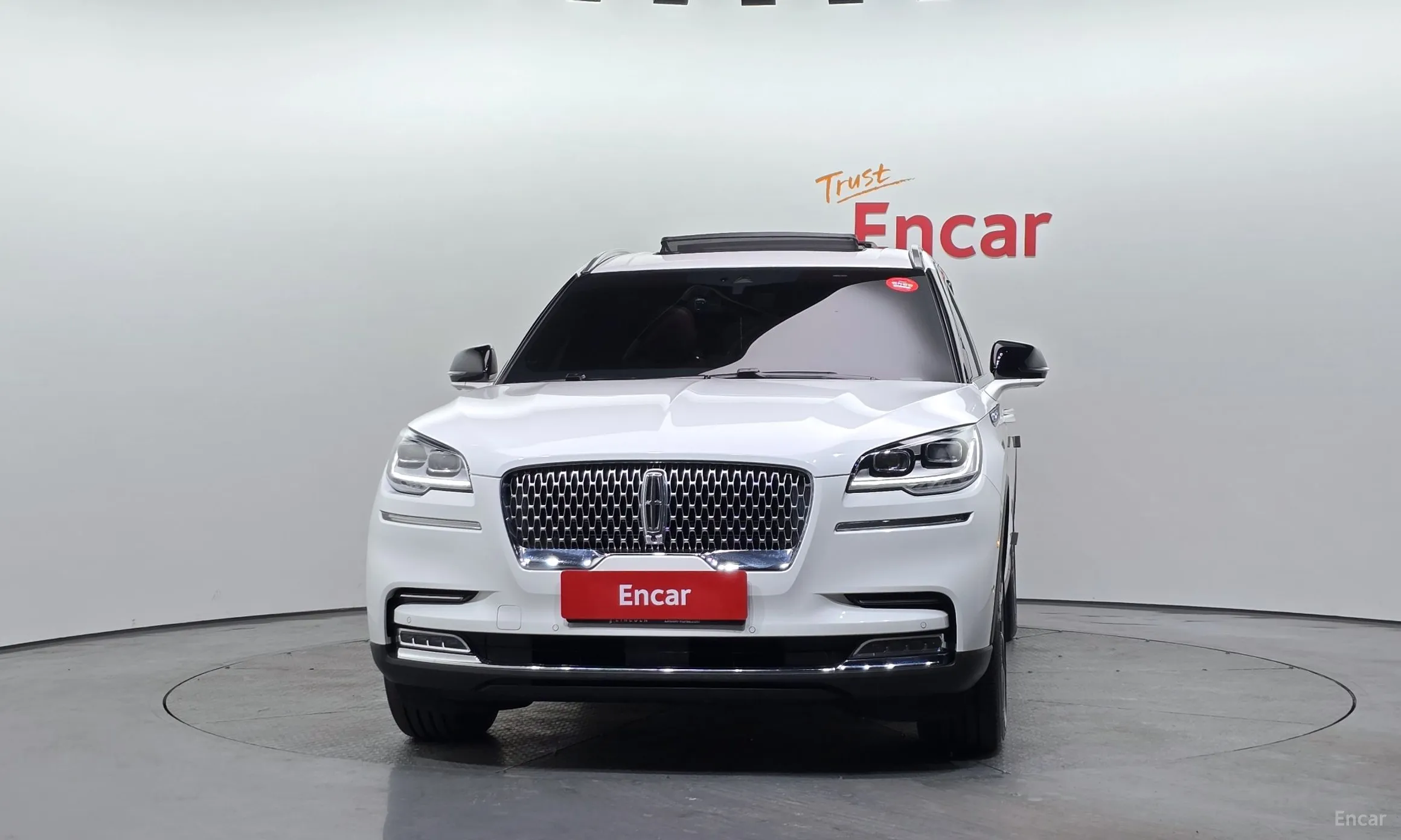 Lincoln Aviator 2nd Generation превью 3