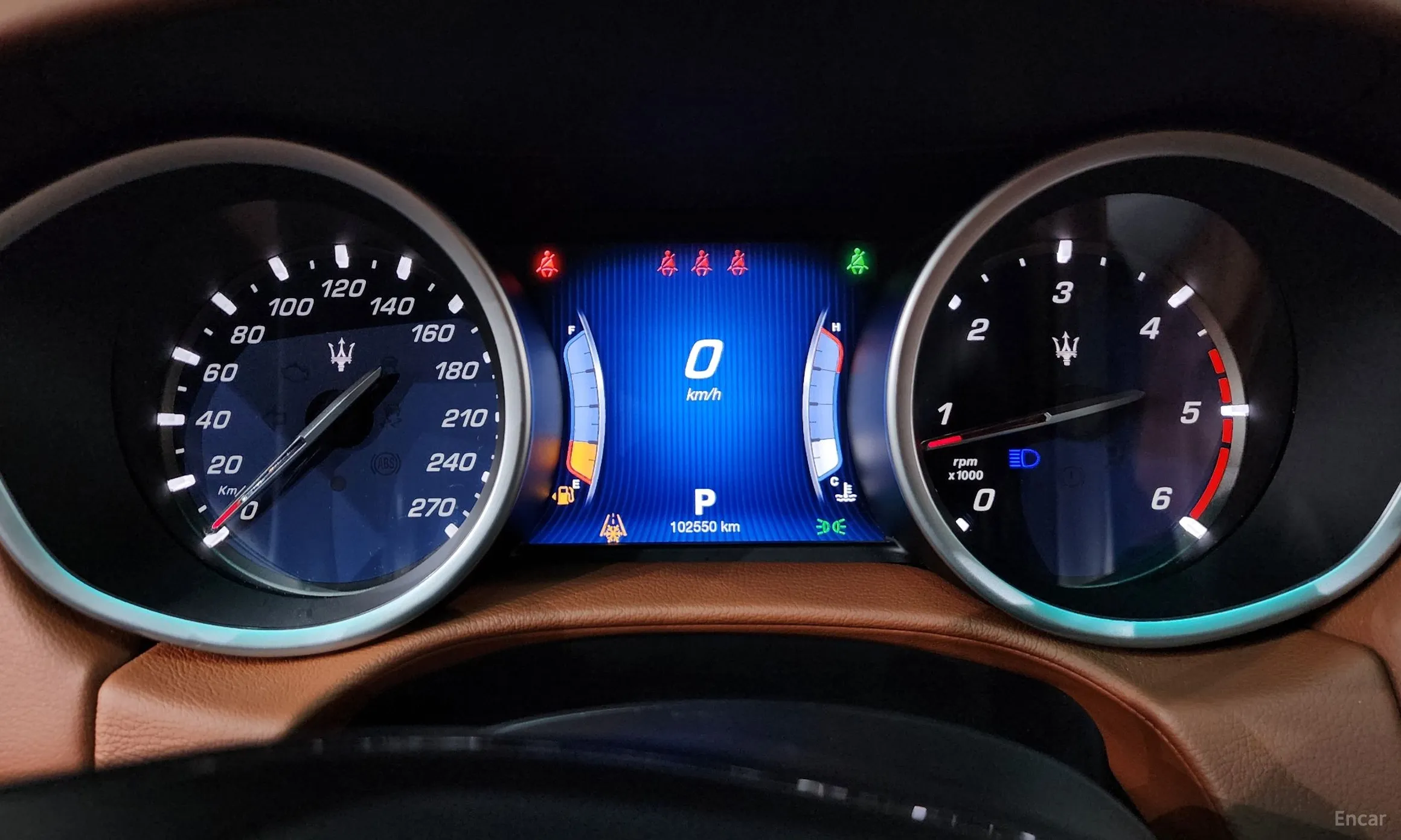 Maserati Ghibli превью 8