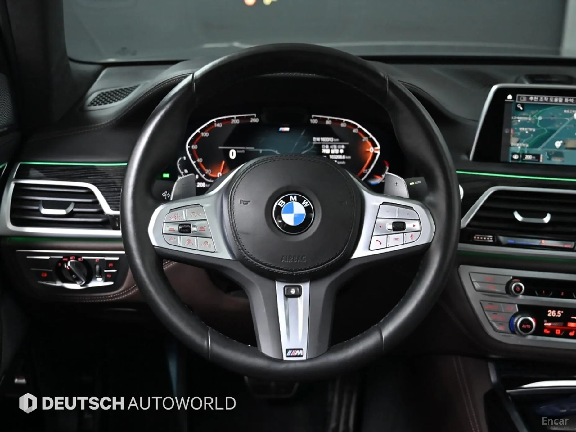 BMW 7 Series (G11) превью 13