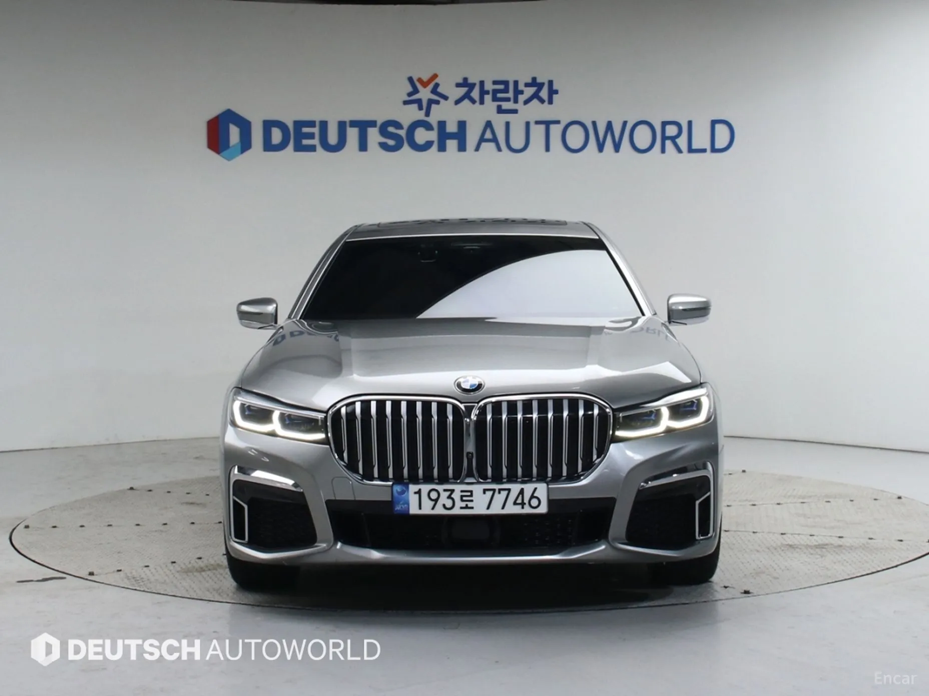 BMW 7 Series (G11) превью 3