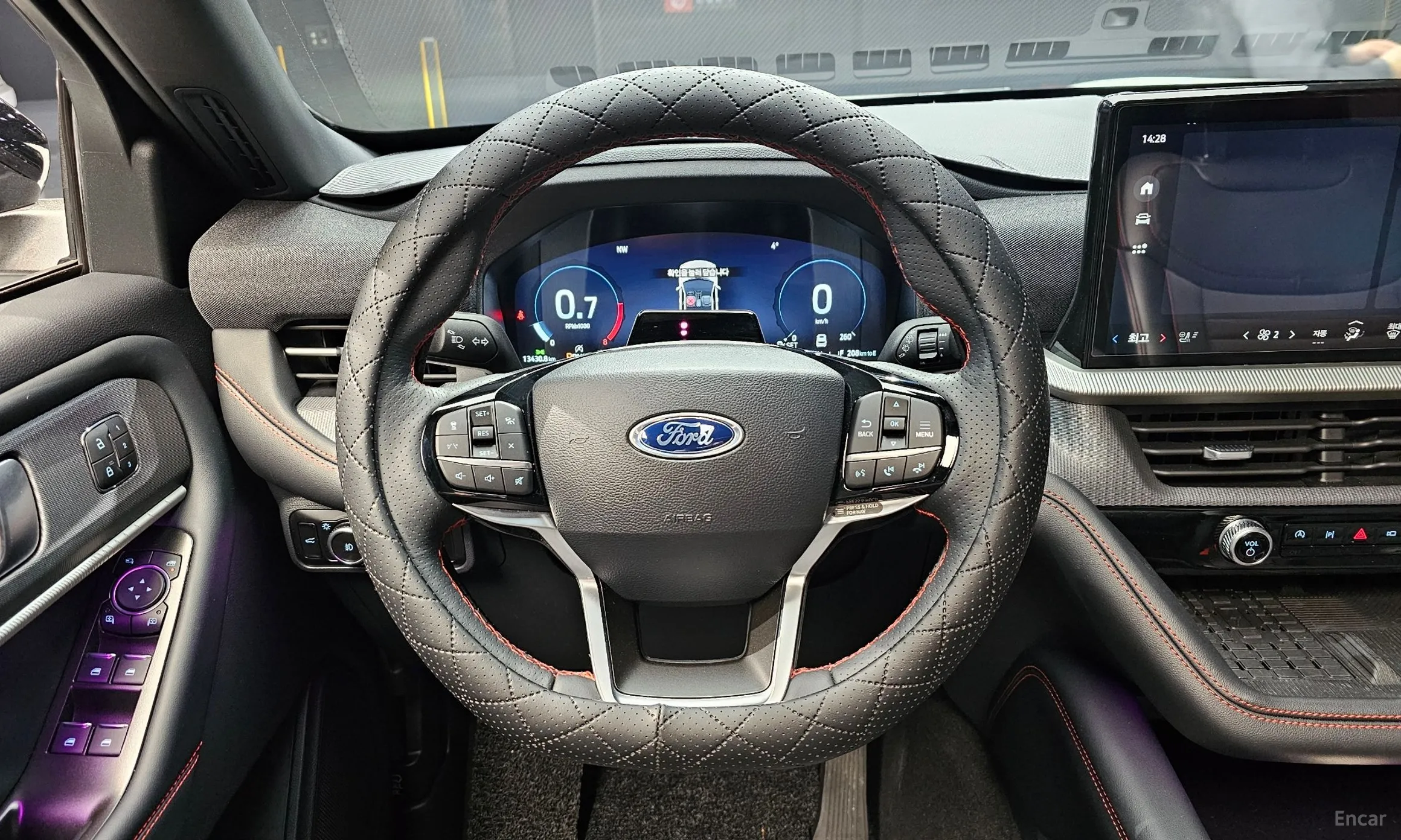 Ford Explorer 6th Generation превью 13