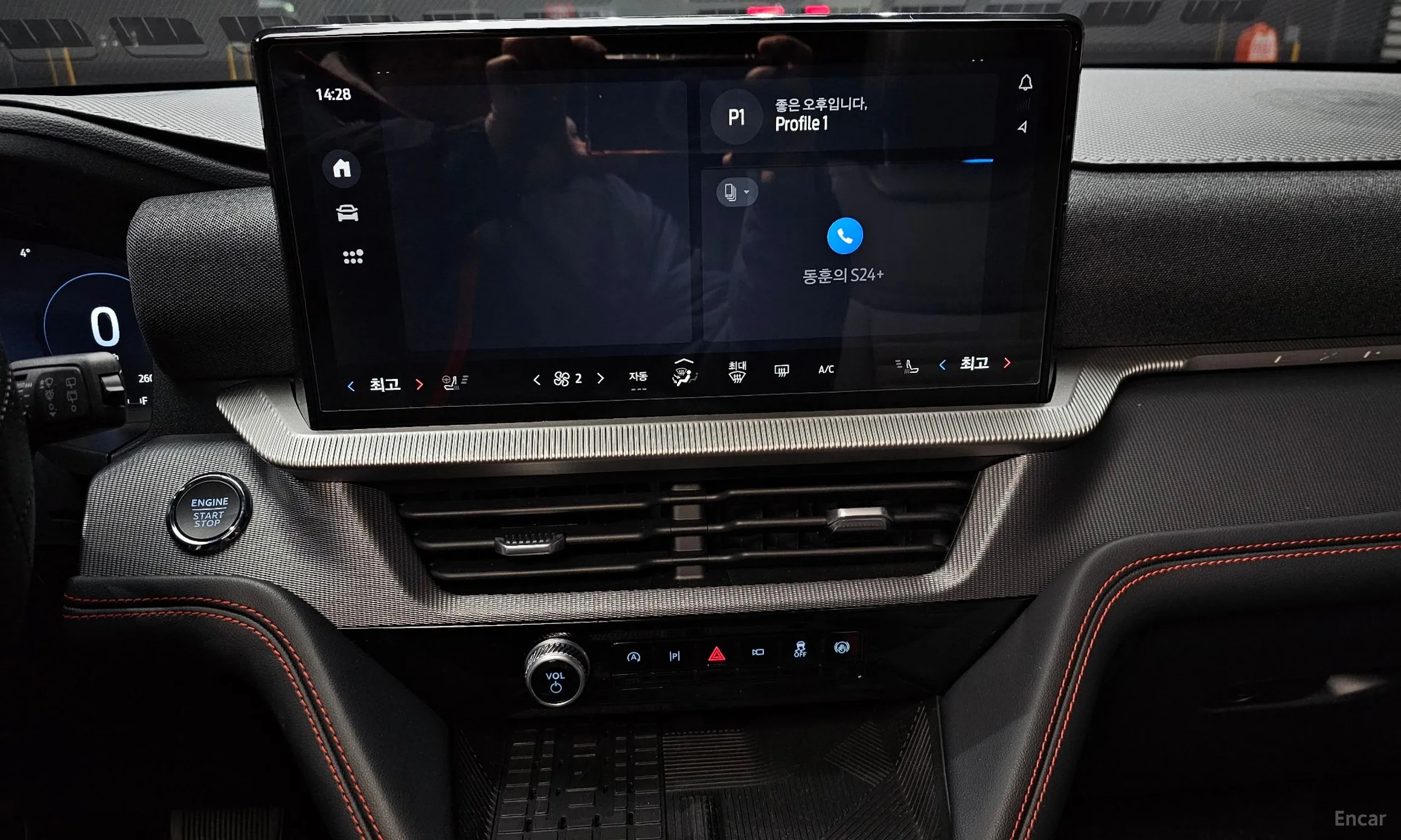 Ford Explorer 6th Generation превью 14