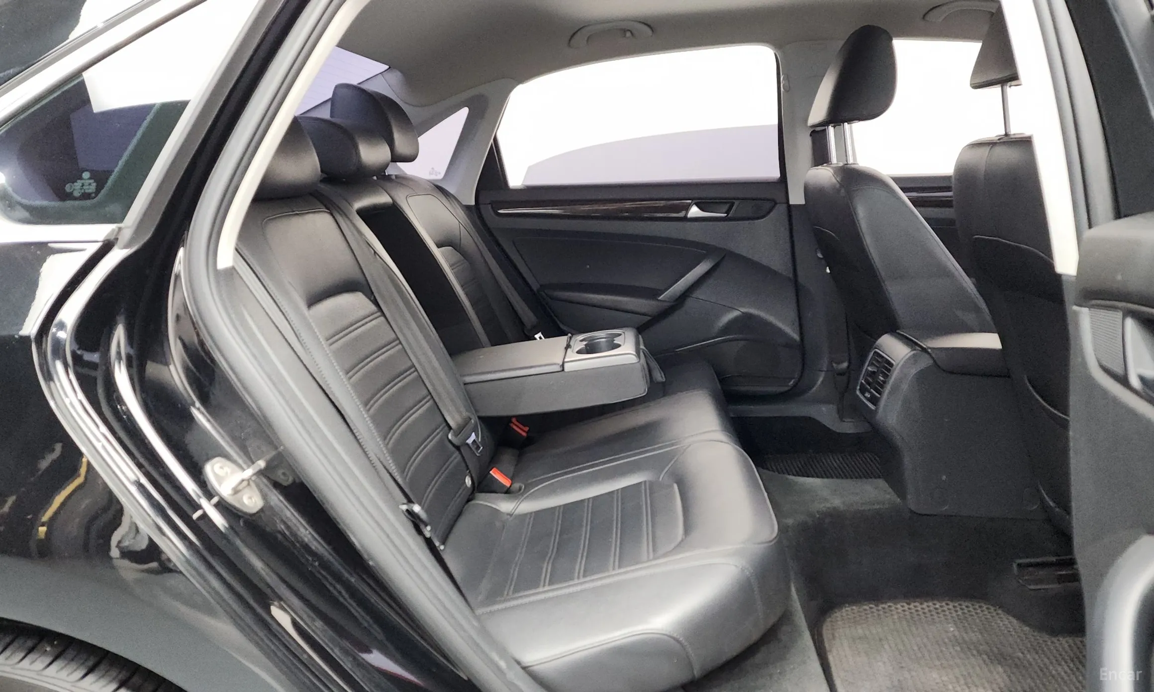 Volkswagen The New Passat превью 12