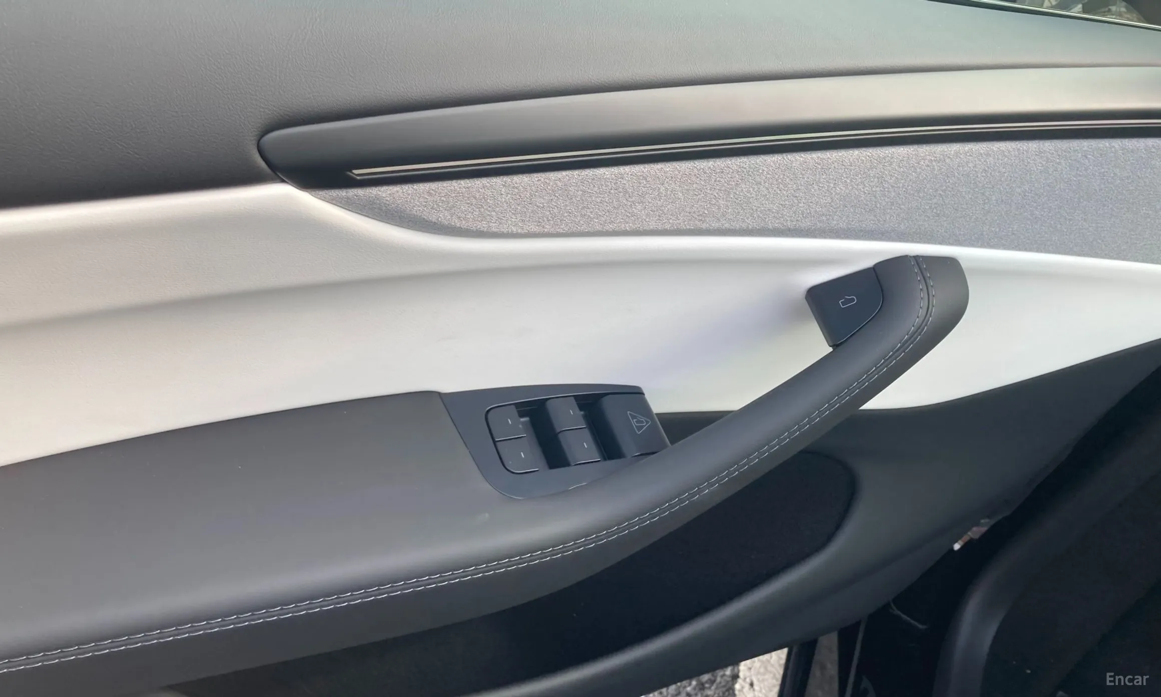 Tesla Model Y превью 11