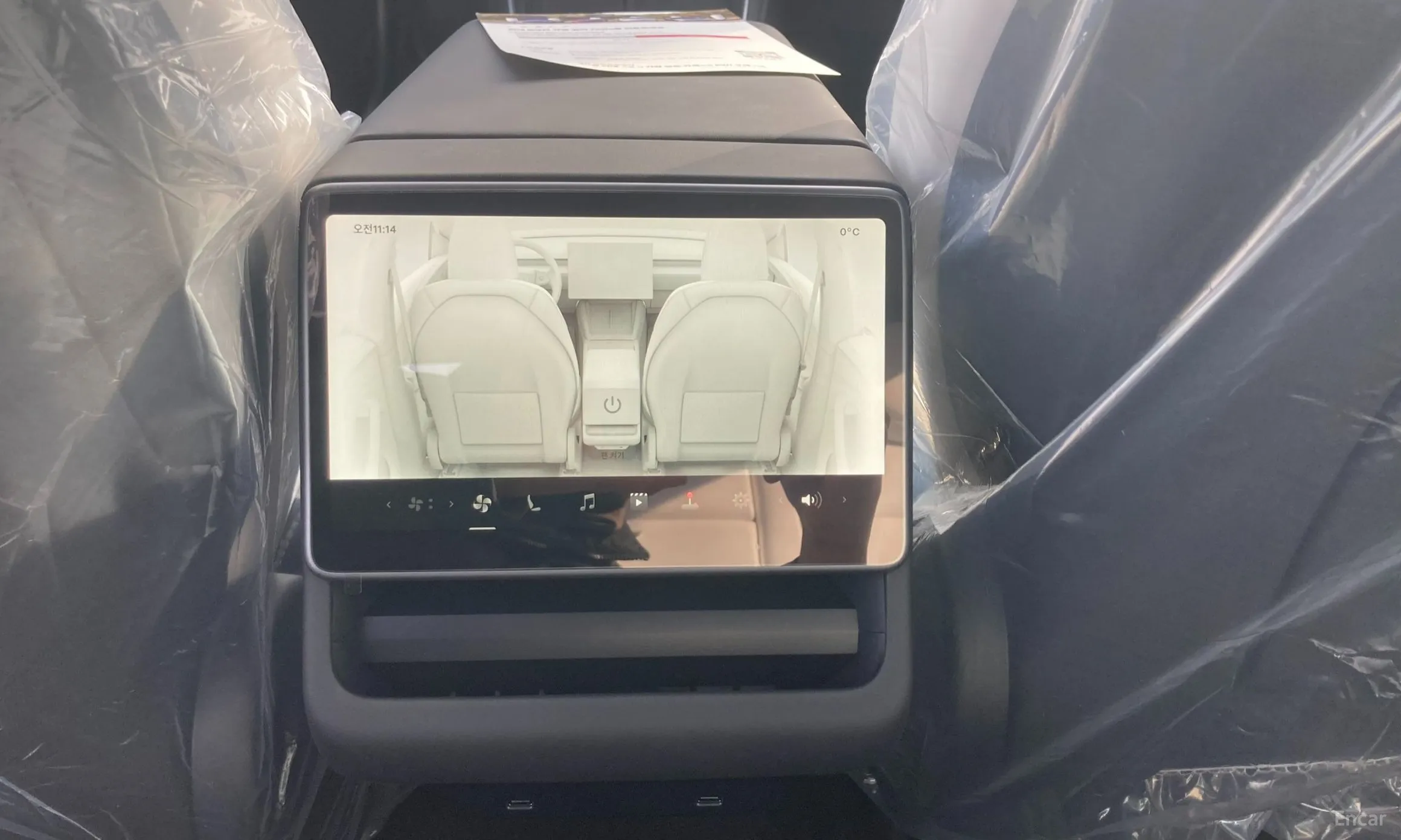 Tesla Model Y превью 15