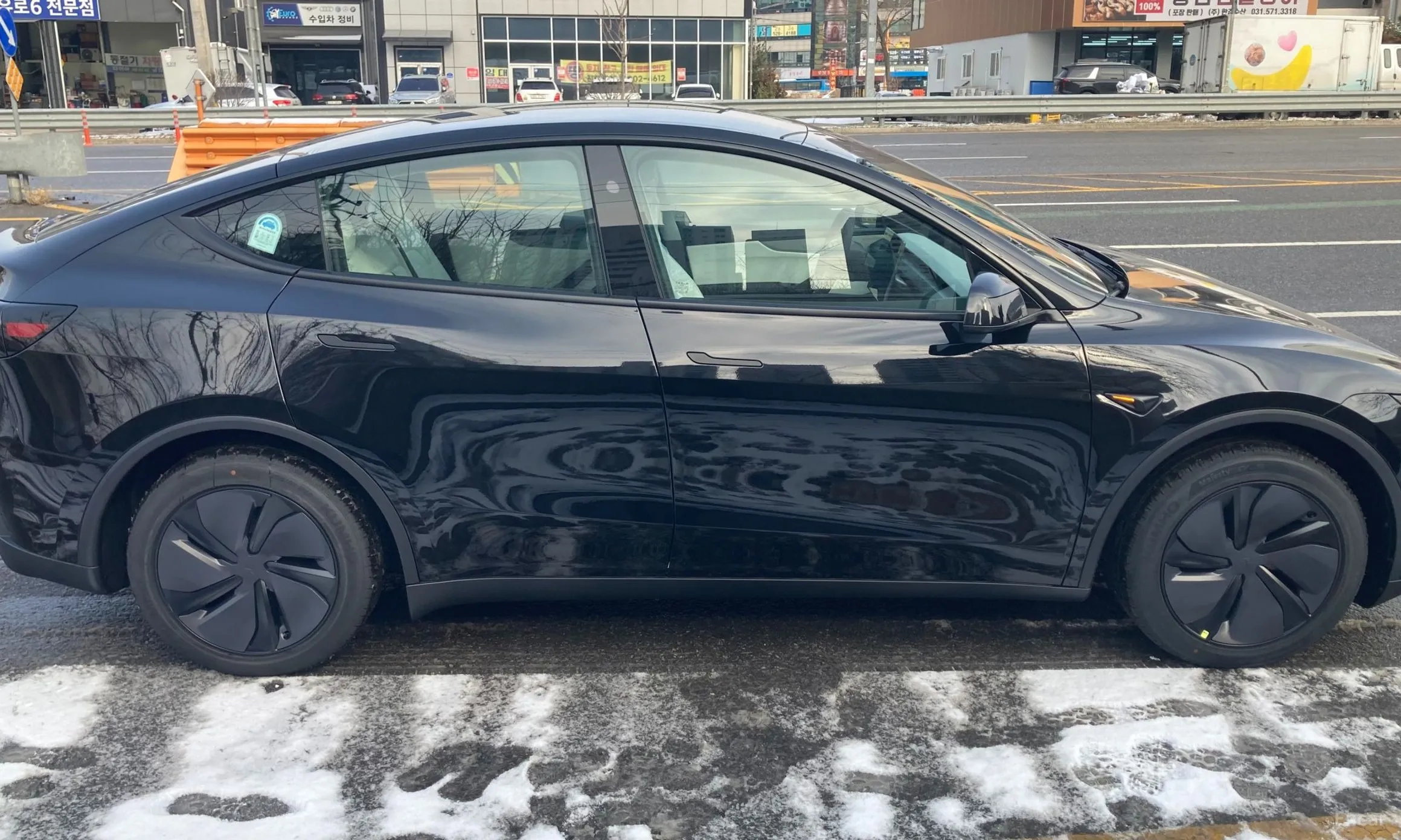 Tesla Model Y превью 4