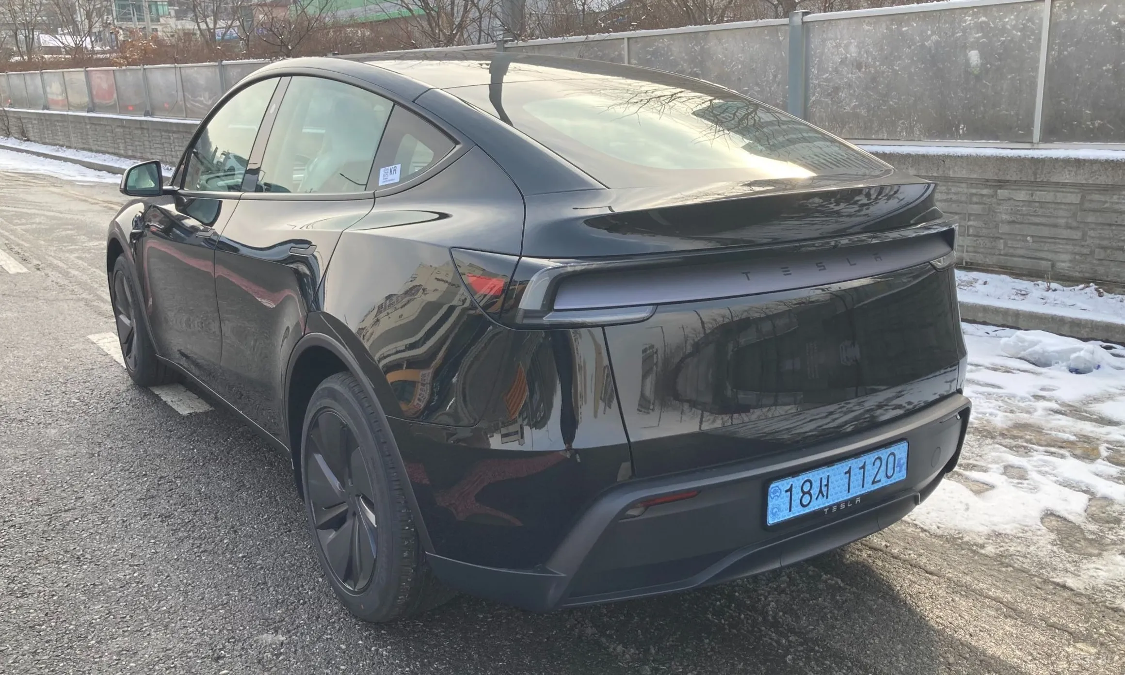 Tesla Model Y превью 6