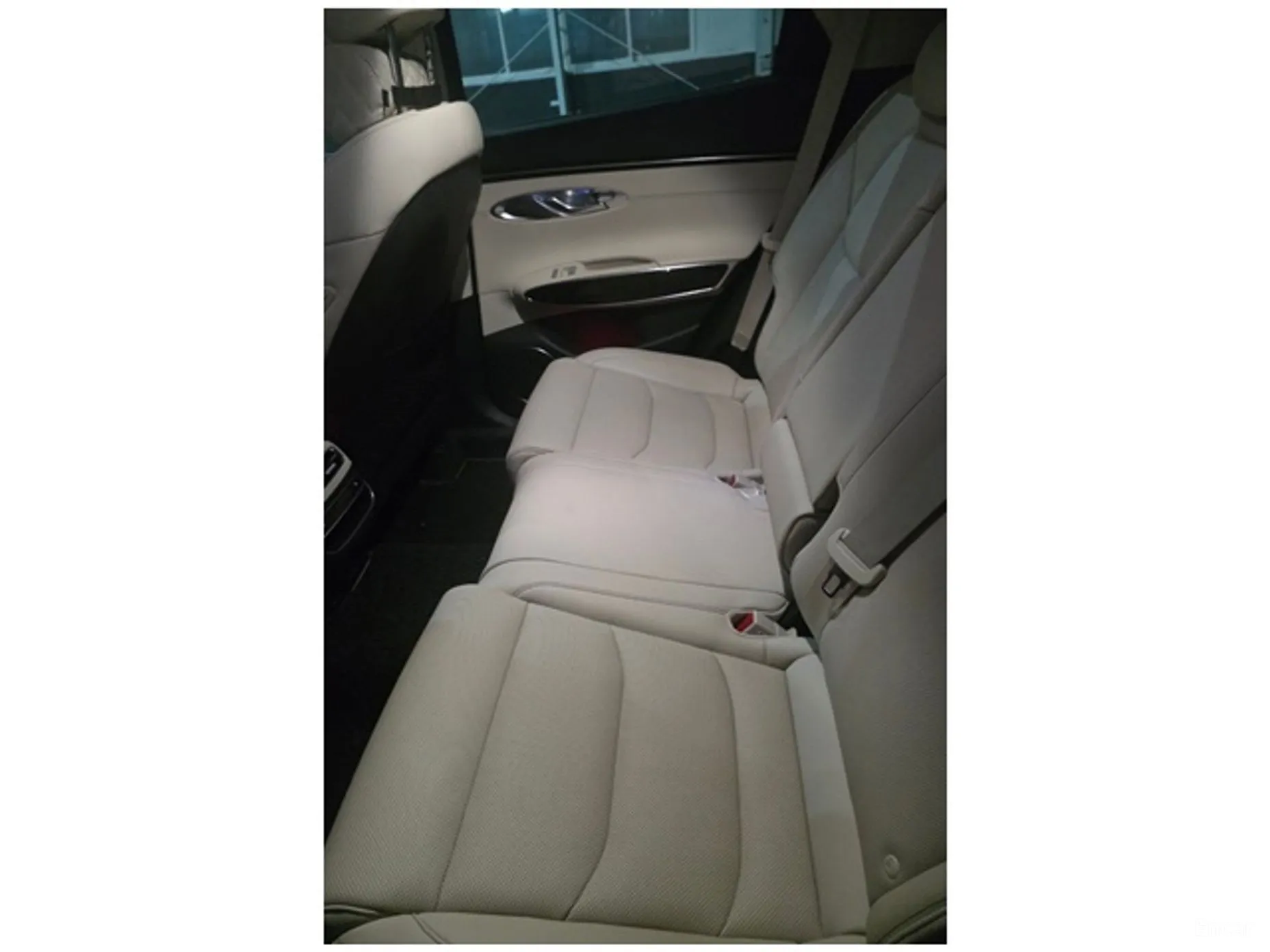 Genesis GV70 превью 5