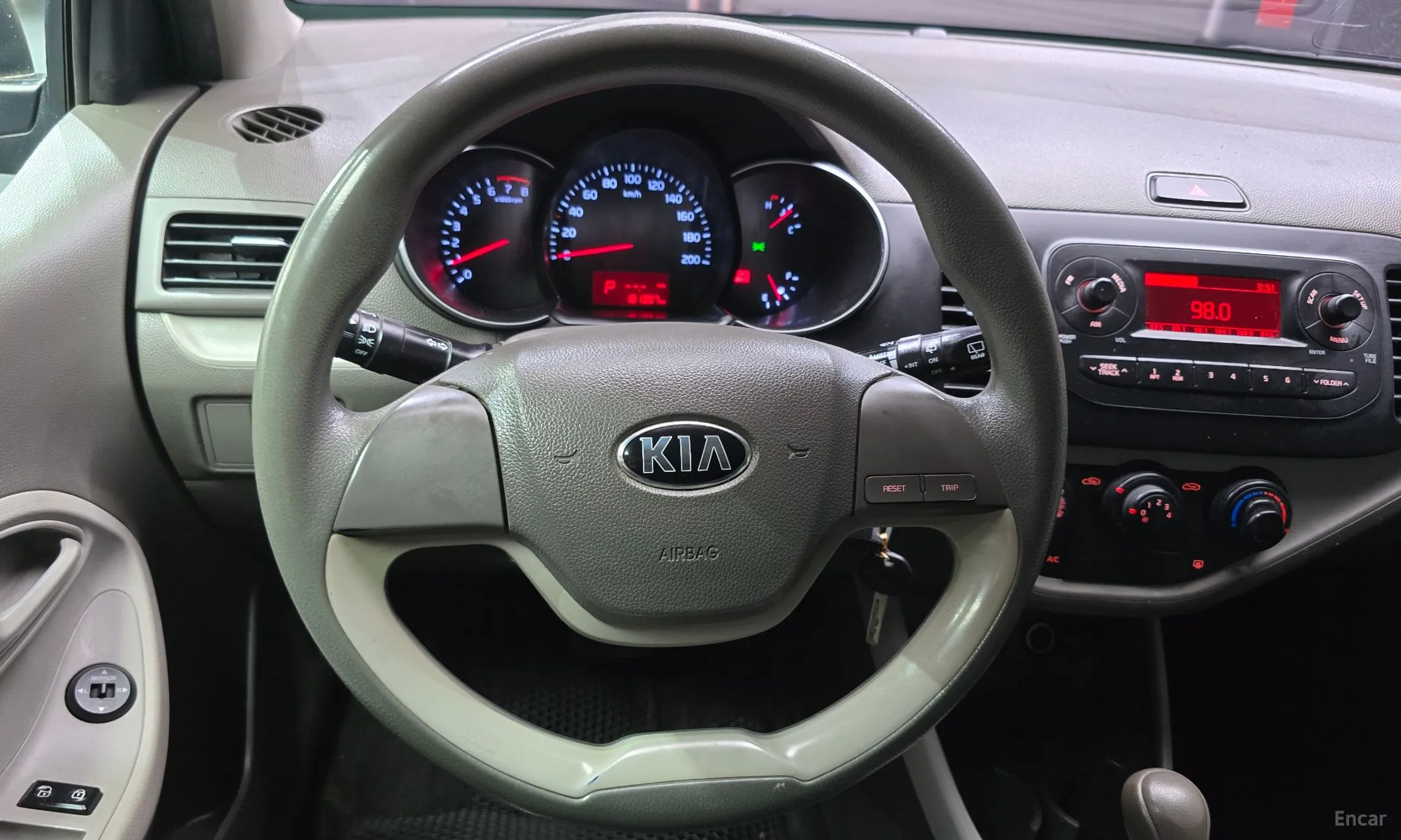 Kia Morning превью 14