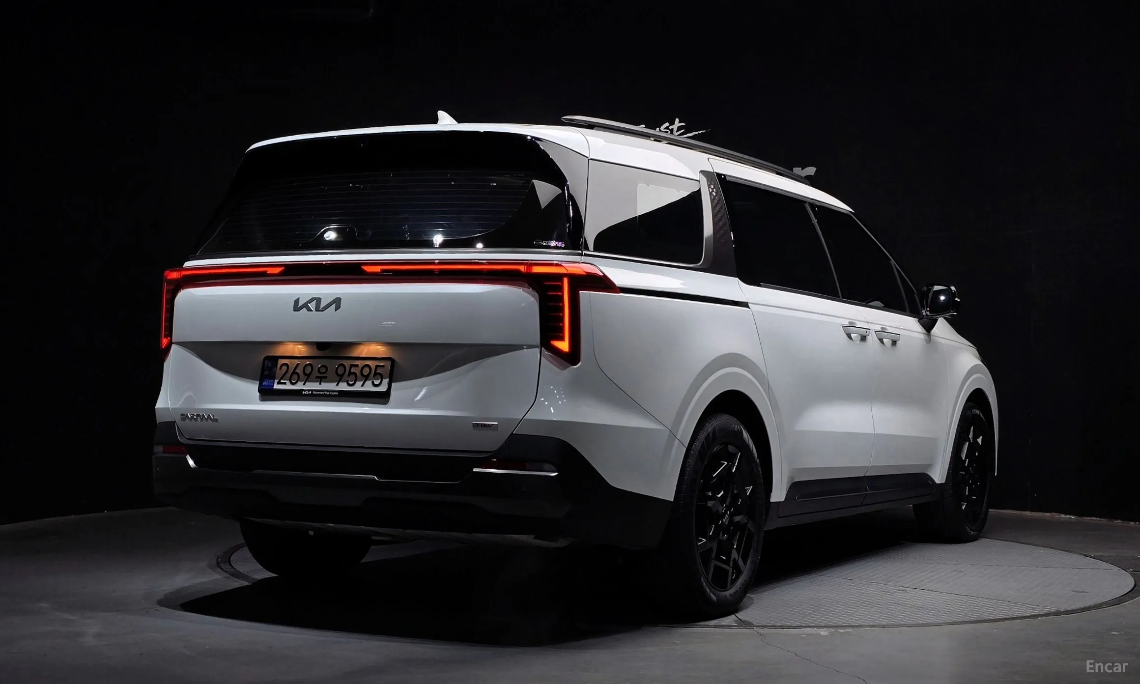 Kia Carnival 4th Generation превью 2