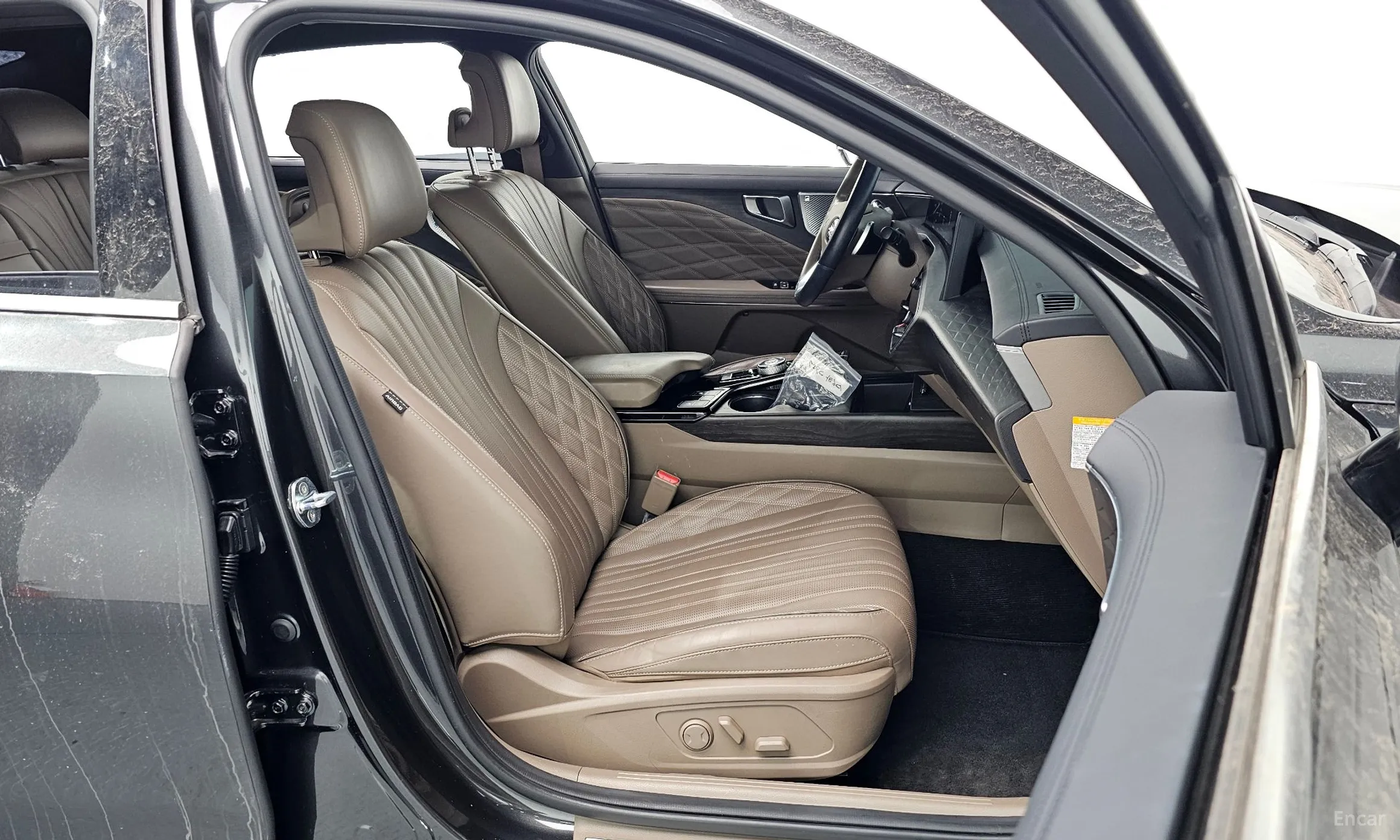 Kia K8 Hybrid превью 10