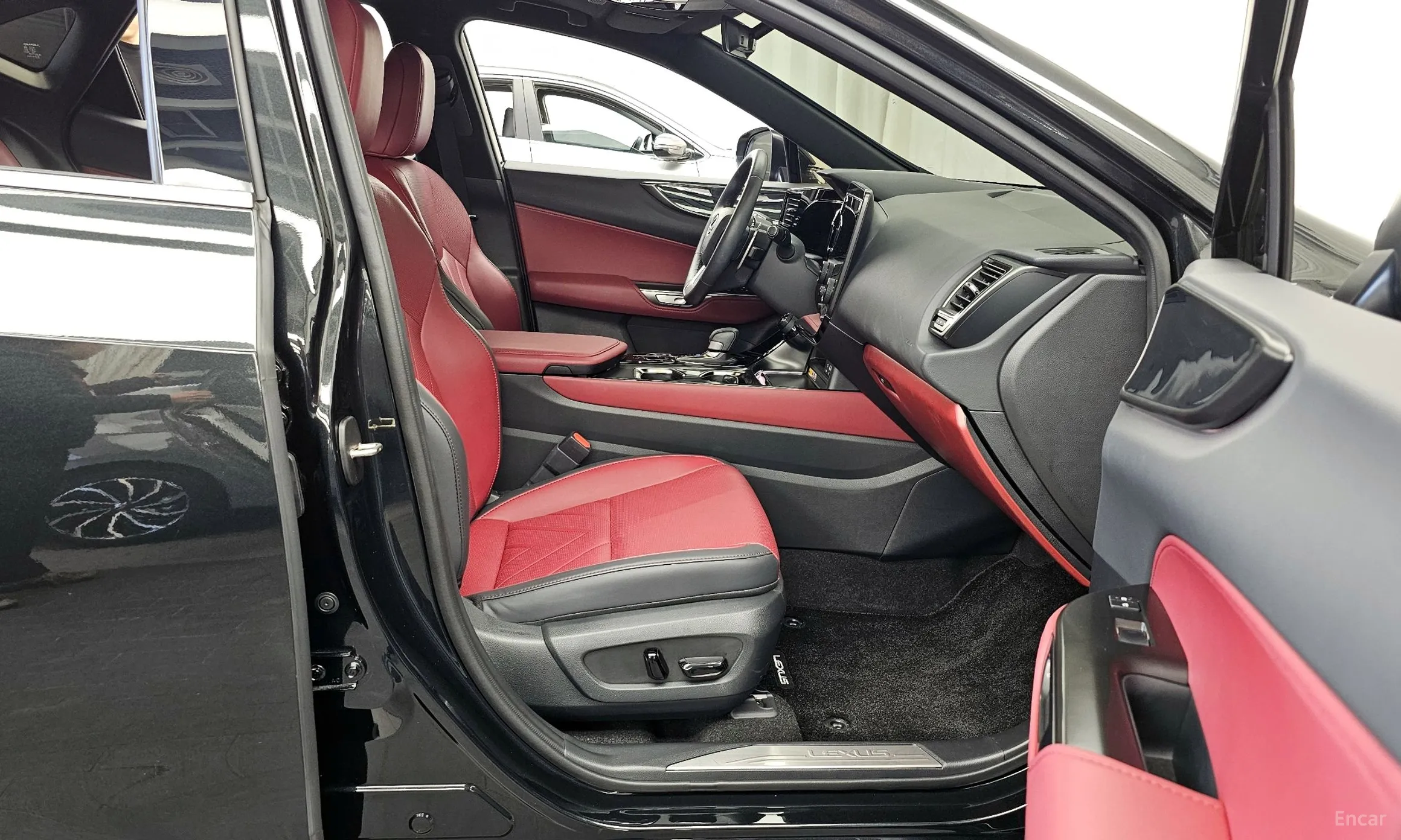 Lexus NX350h Gen 2 превью 11