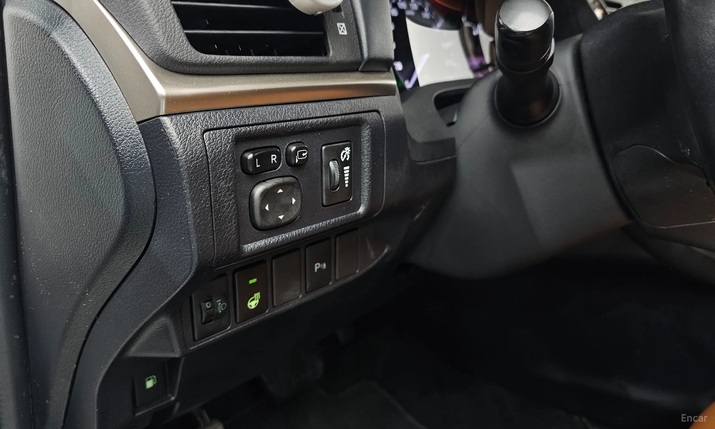 Lexus CT200h превью 18