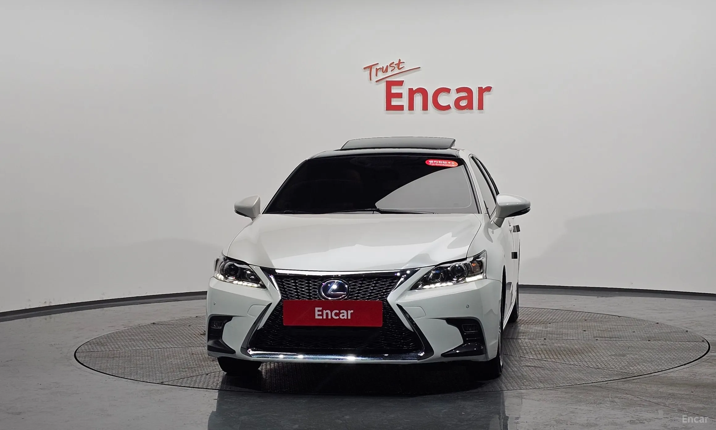 Lexus CT200h превью 3