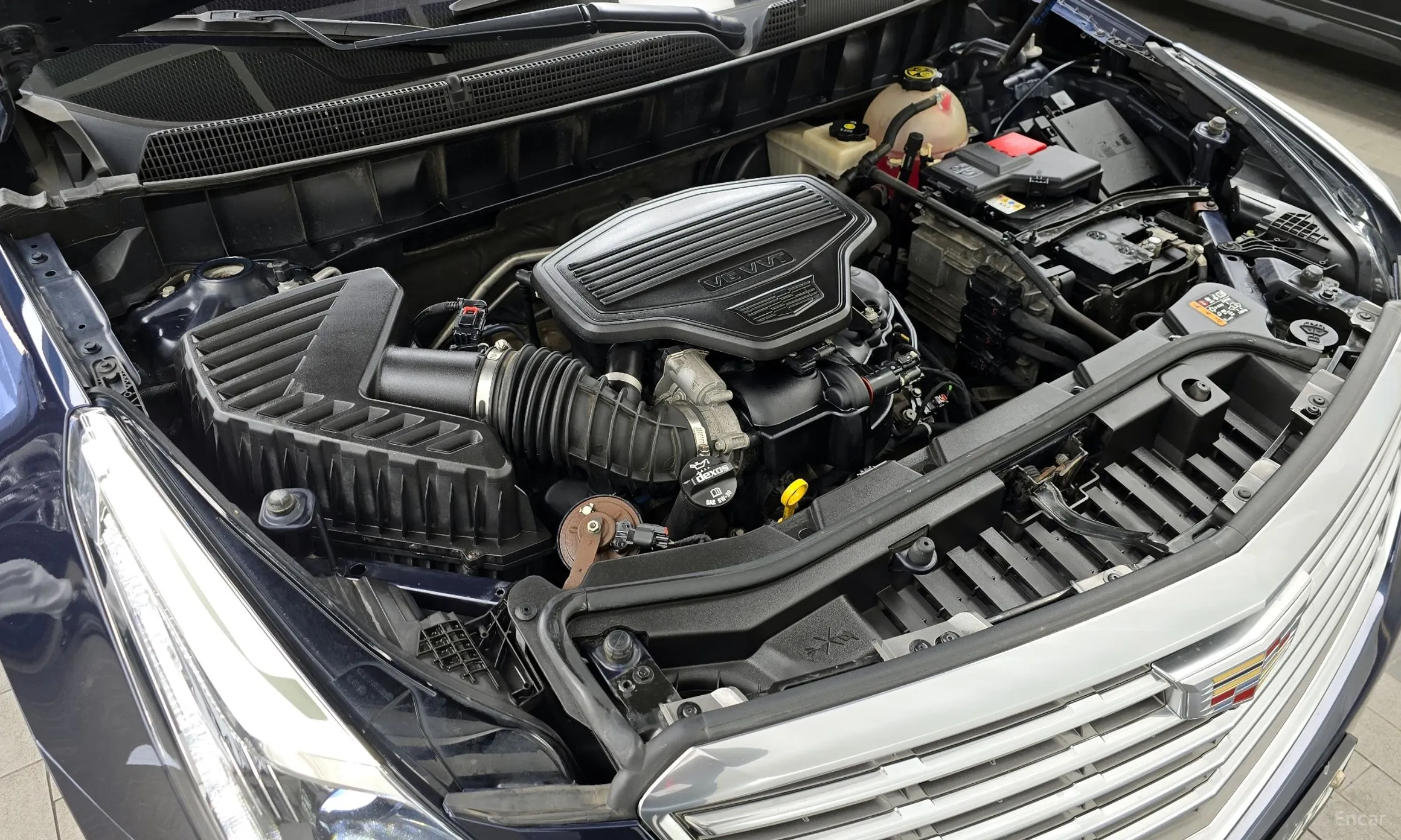 Cadillac XT5 превью 6