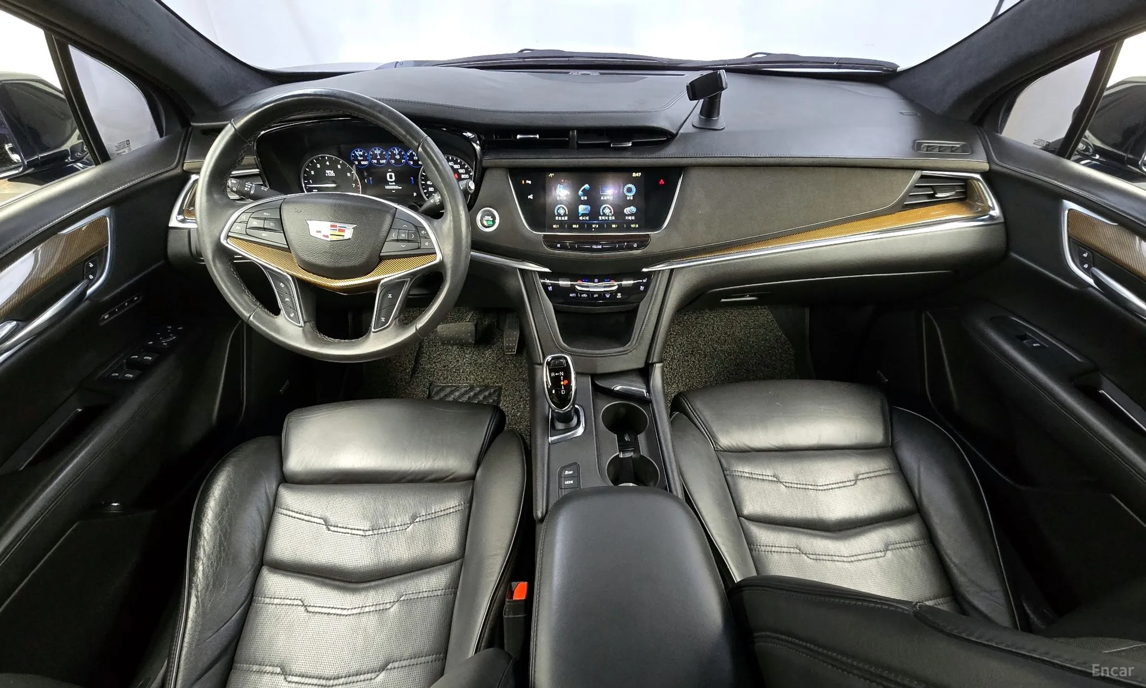 Cadillac XT5 превью 7
