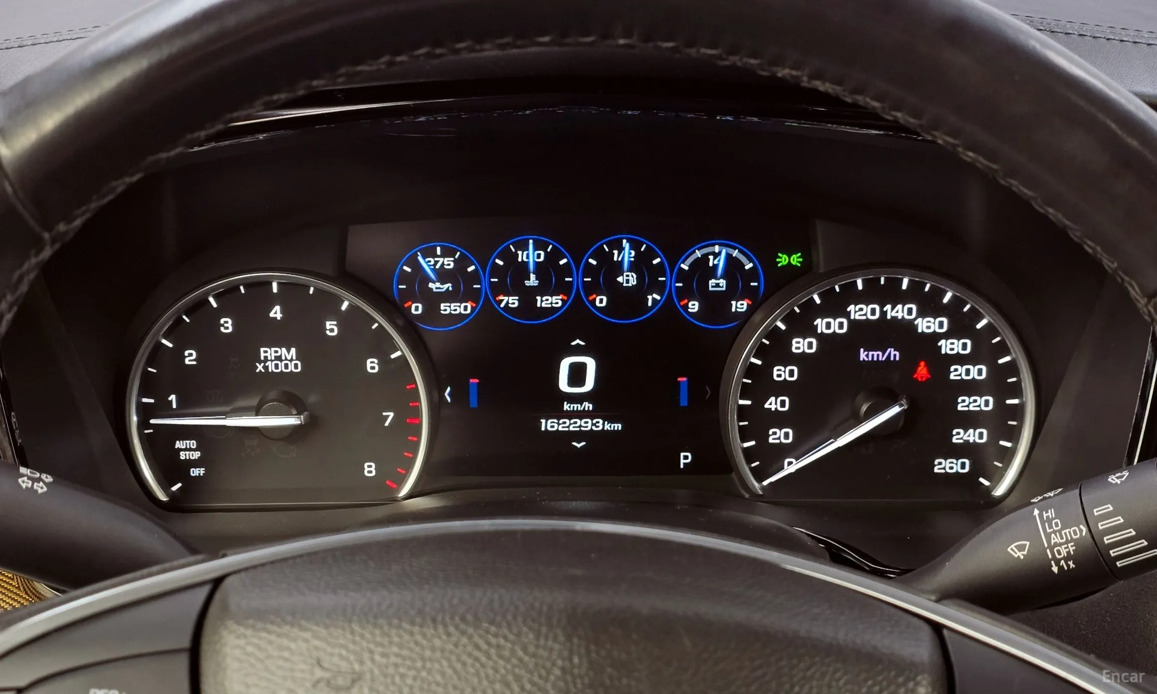 Cadillac XT5 превью 8