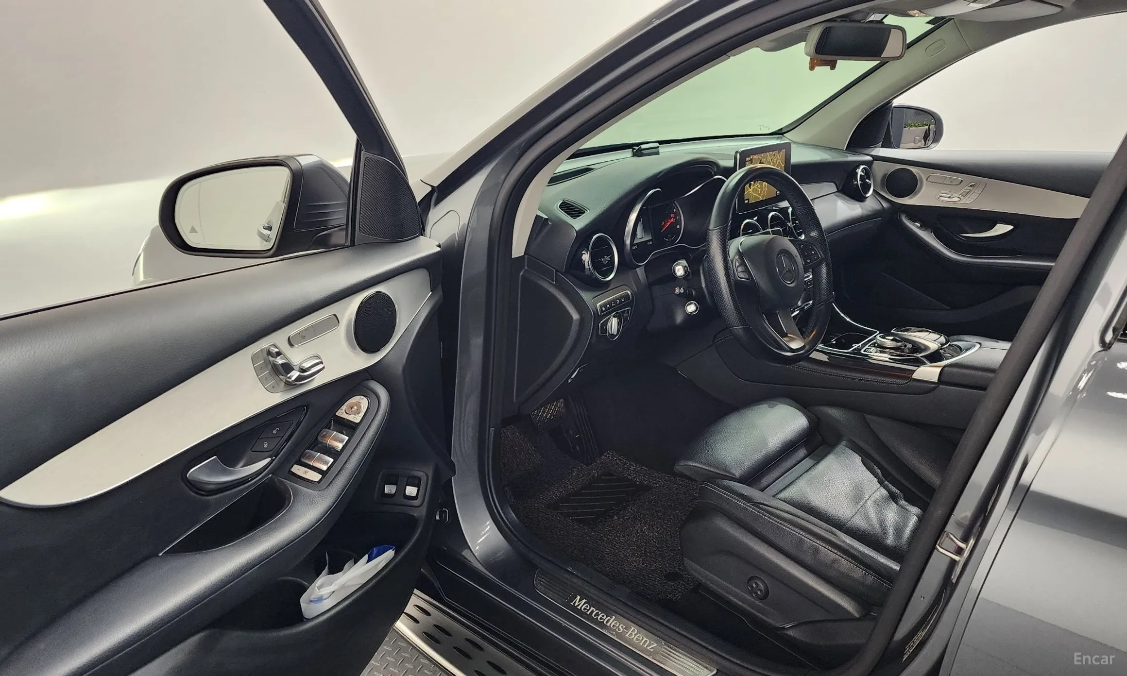 Mercedes Benz GLC-Class X253 превью 10