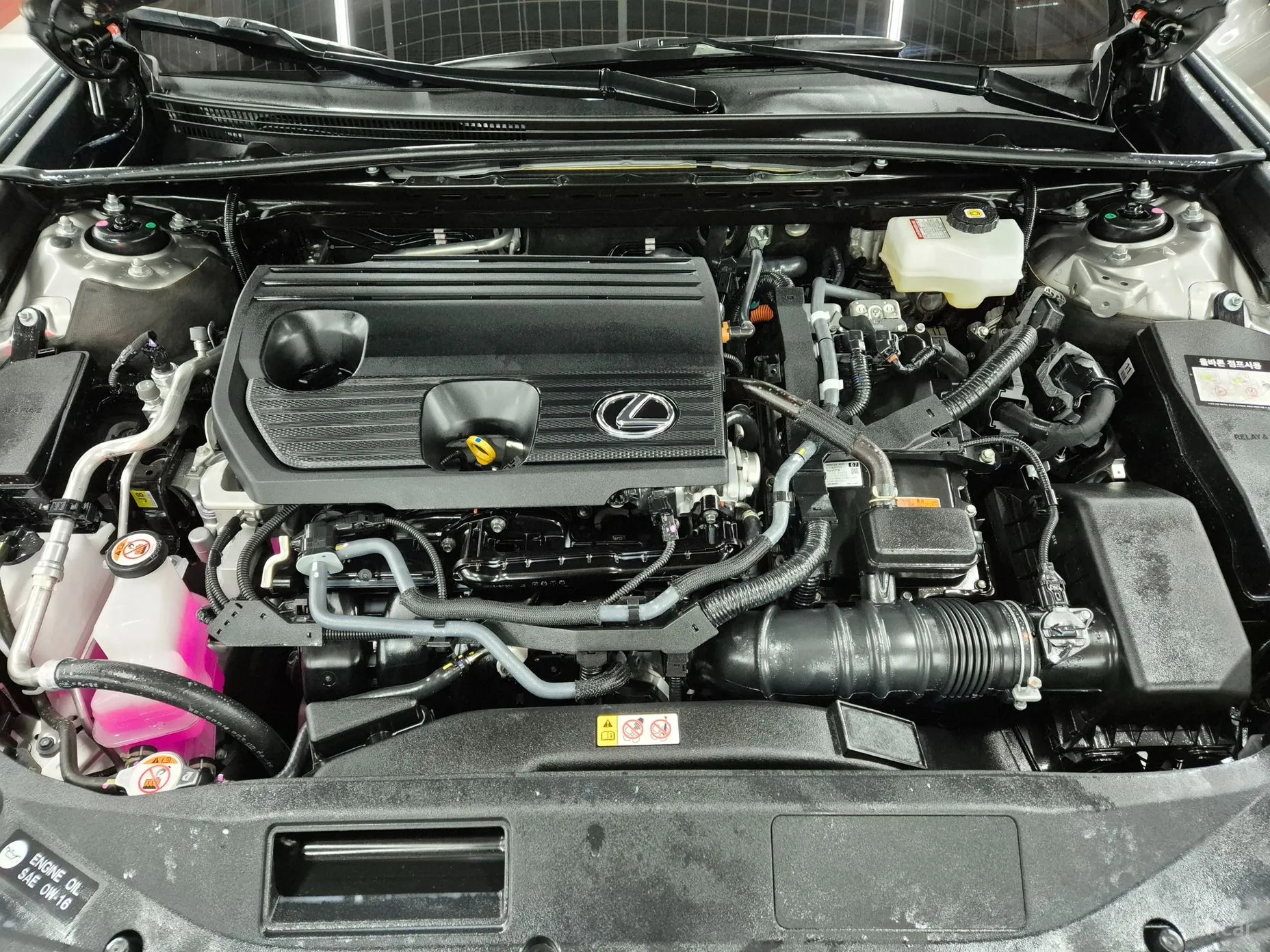 Lexus ES300h 7th Generation превью 18
