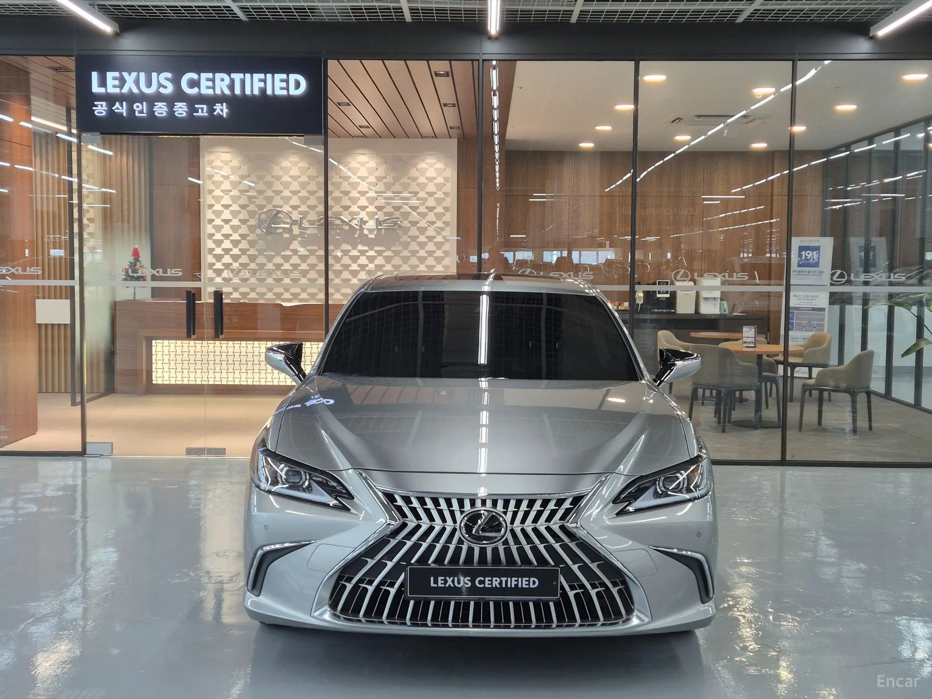 Lexus ES300h 7th Generation превью 3