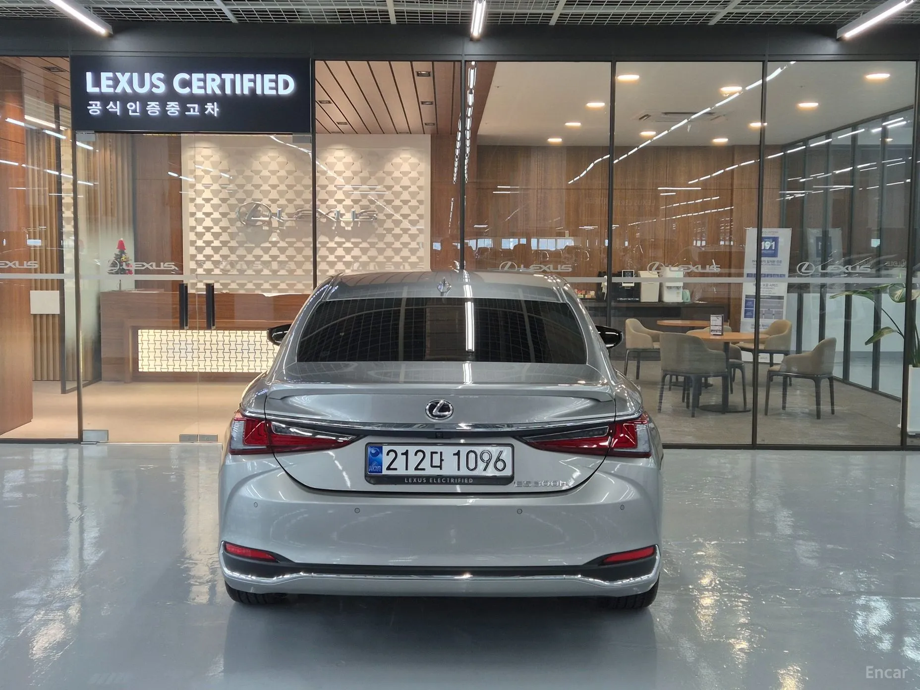 Lexus ES300h 7th Generation превью 4