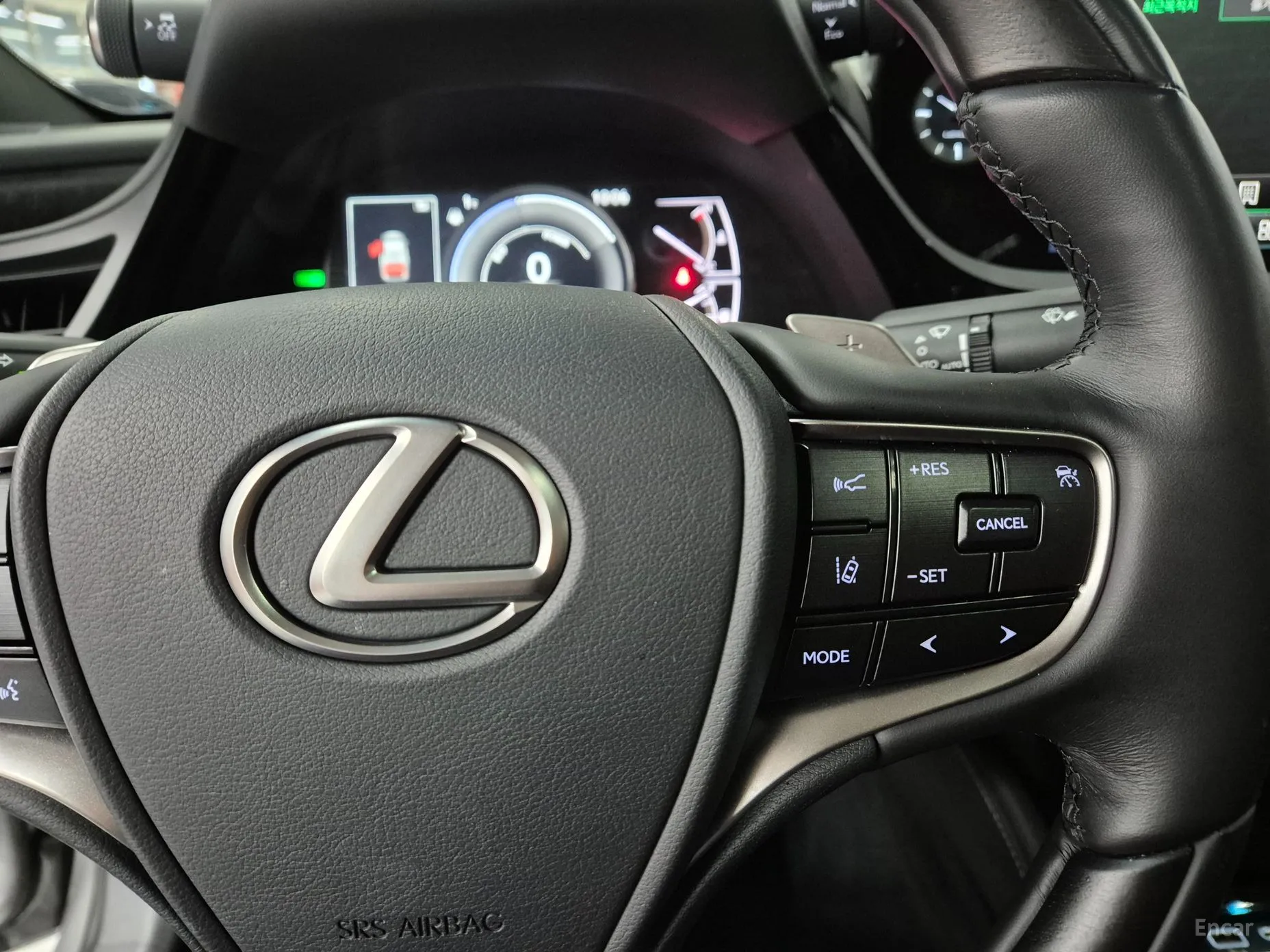Lexus ES300h 7th Generation превью 6
