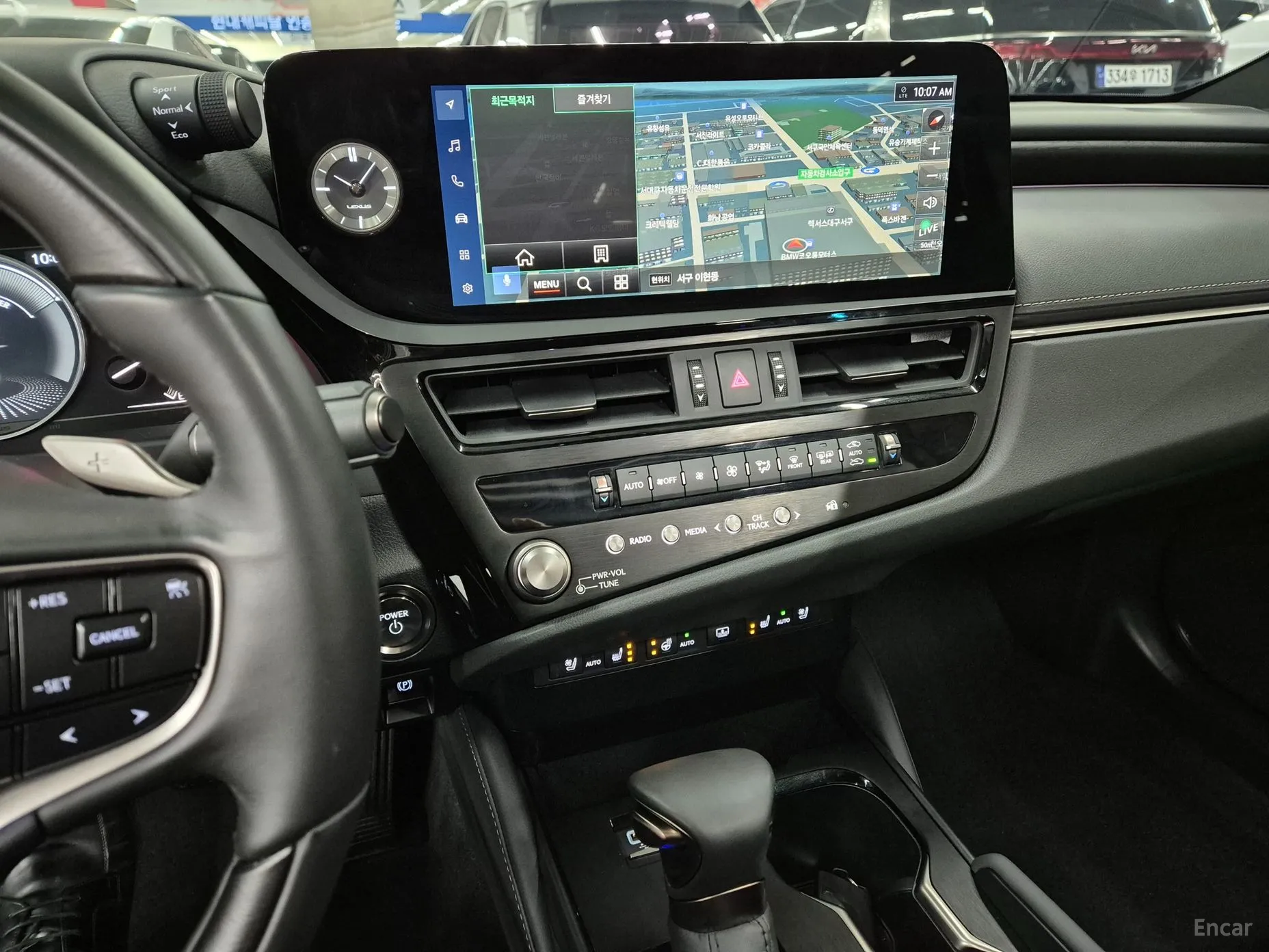 Lexus ES300h 7th Generation превью 7