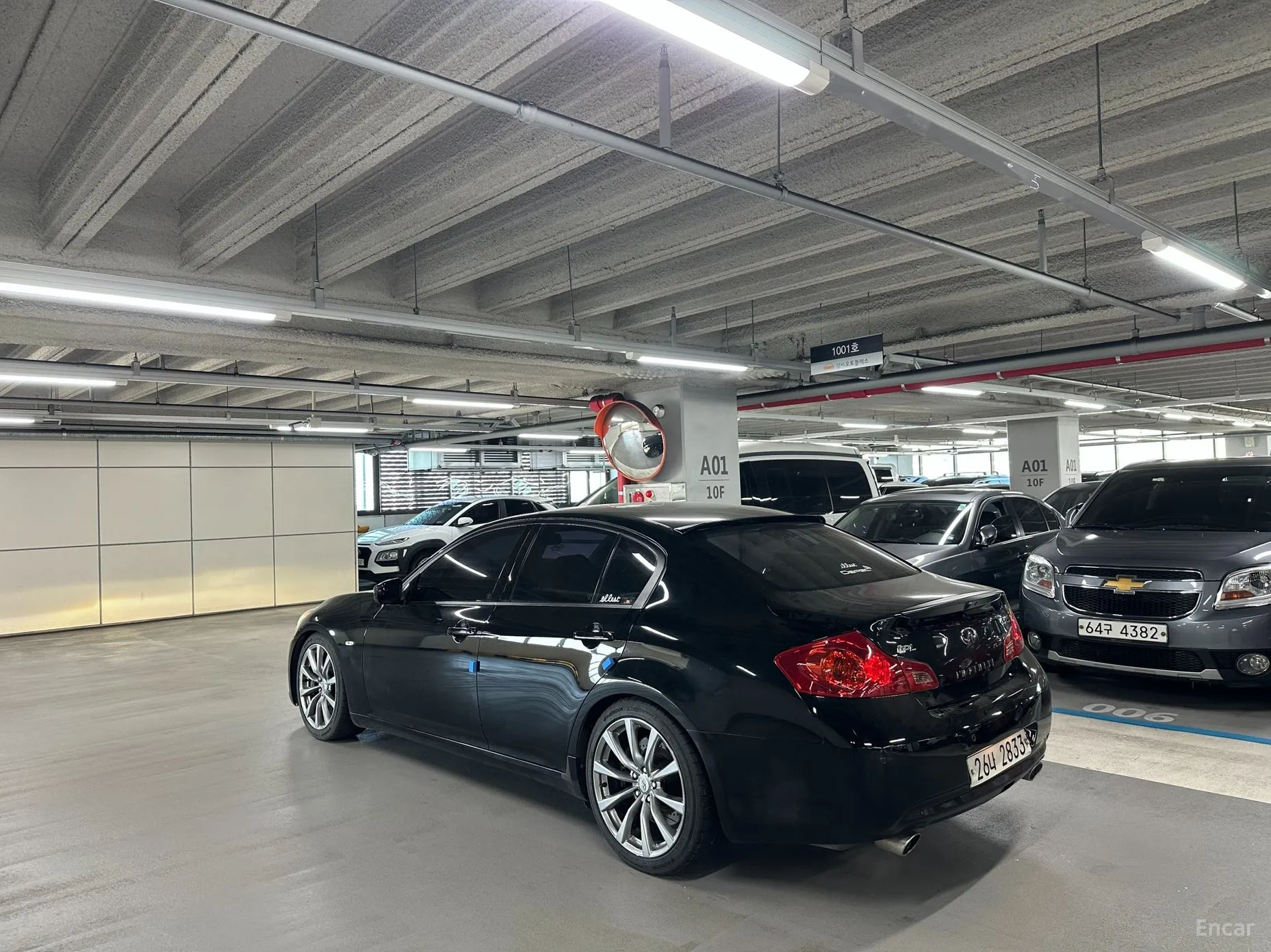 Infiniti G37 превью 5