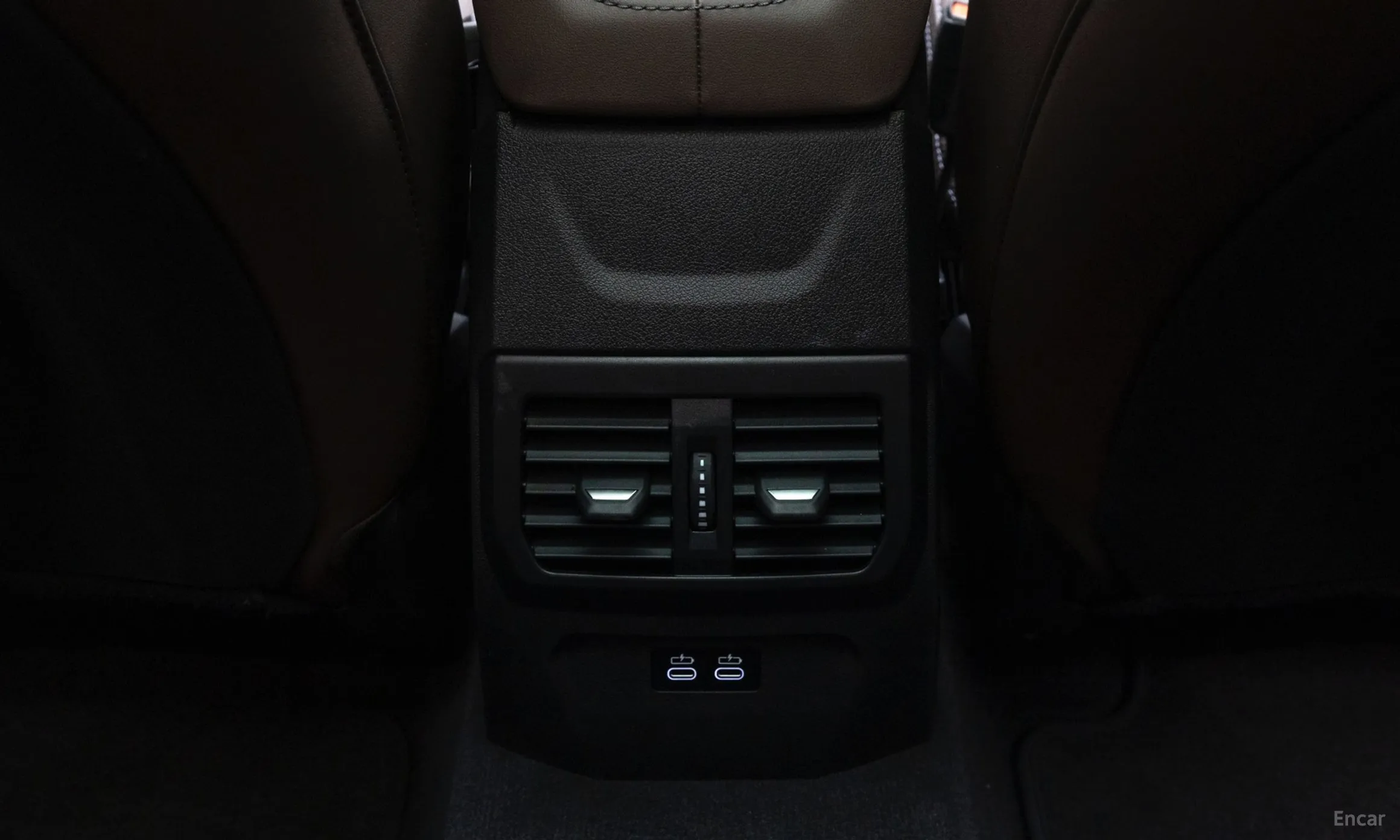 BMW 1 Series (F70) превью 18